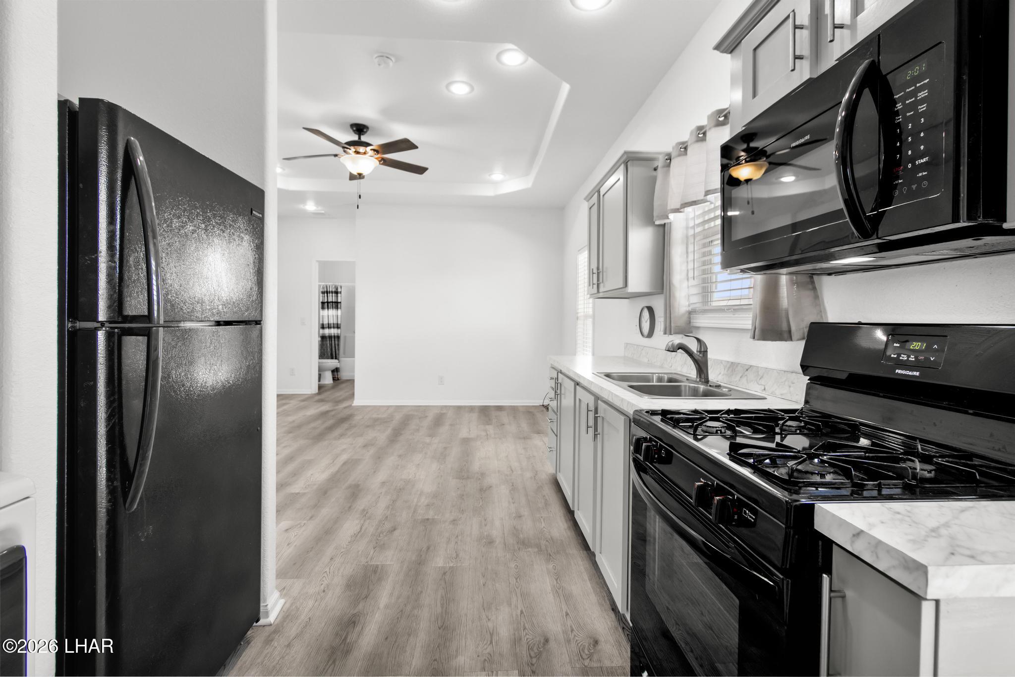 350 Lee Ave 47