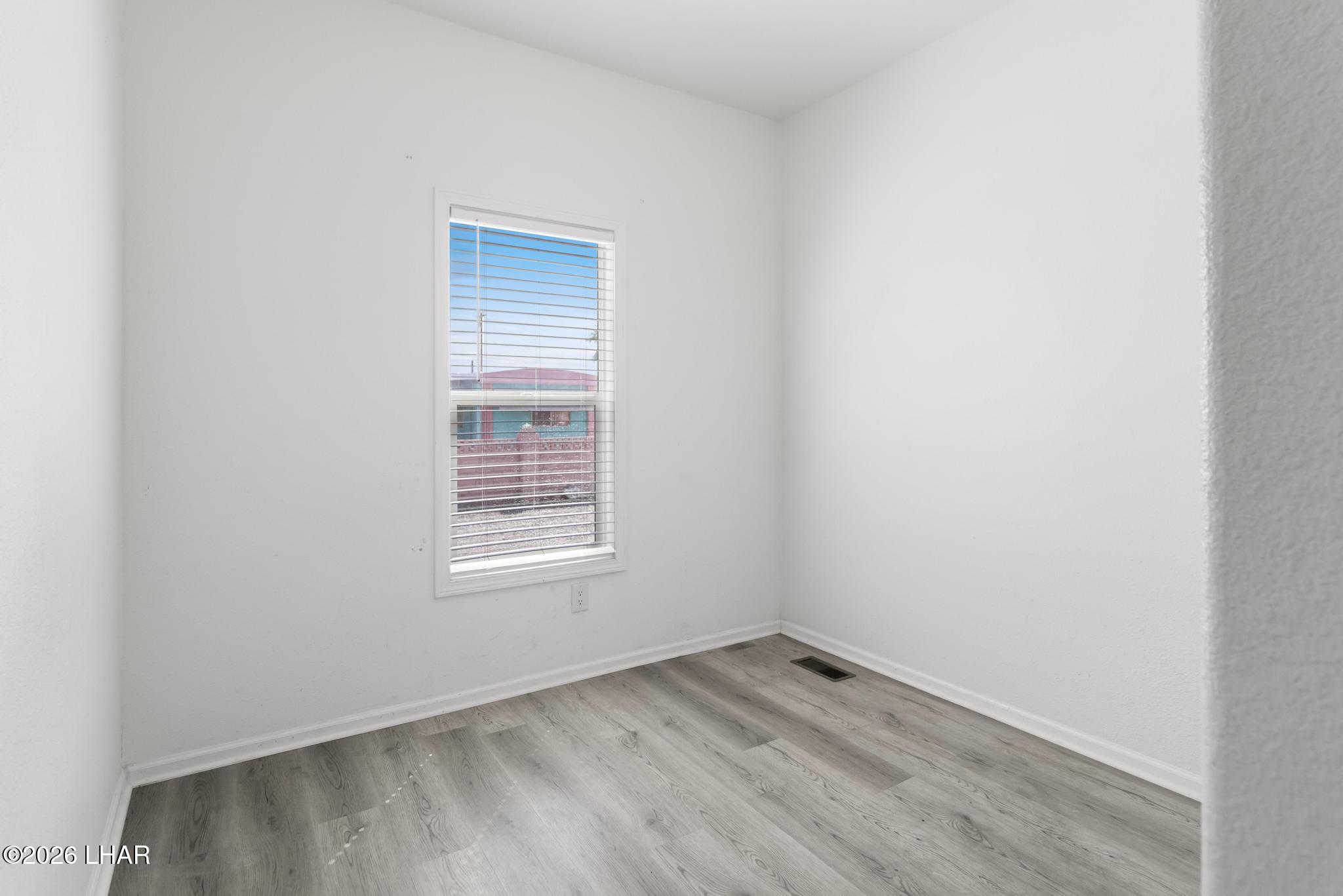 350 Lee Ave 47