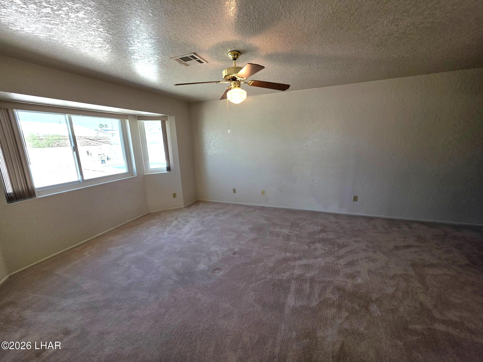 3395 Roadrunner Dr