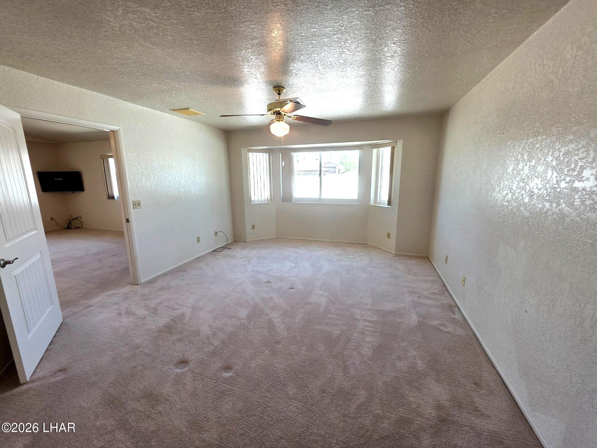 3395 Roadrunner Dr
