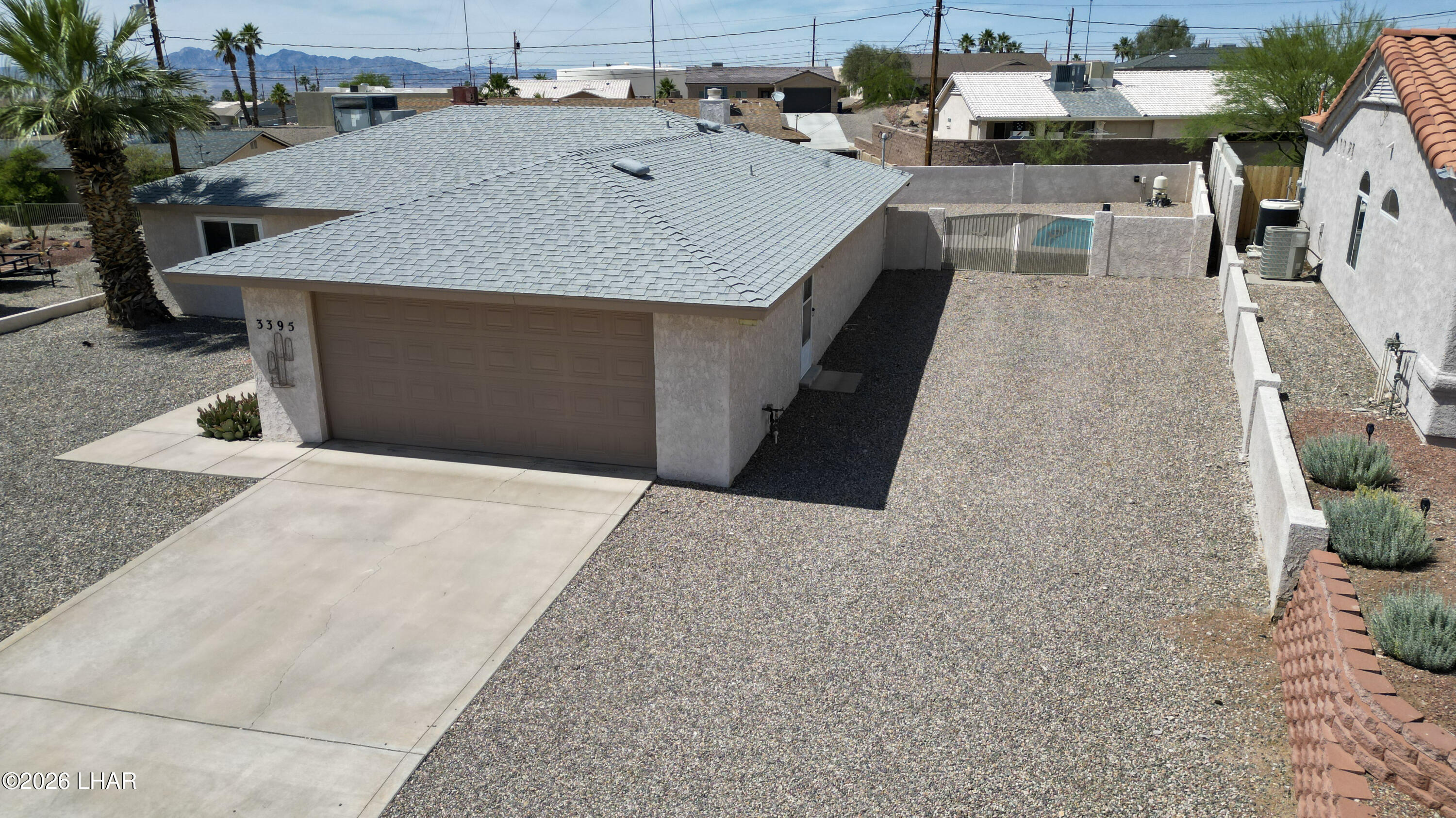 3395 Roadrunner Dr