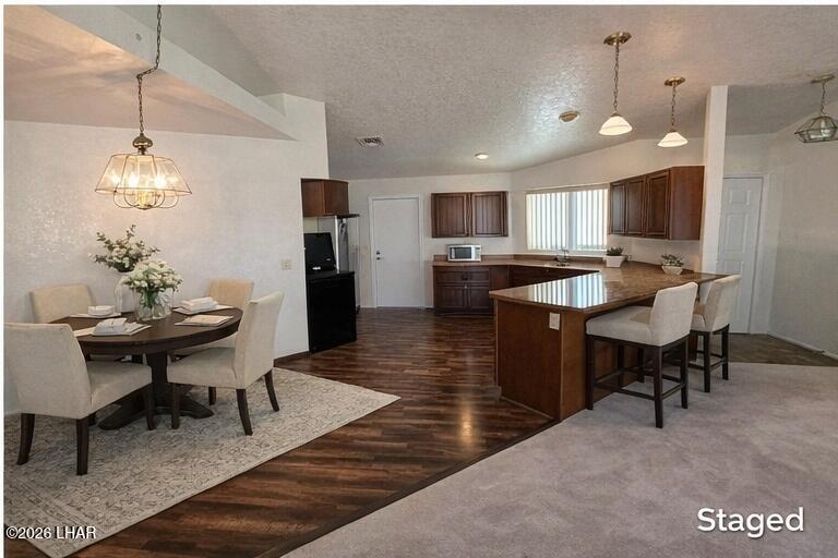 3395 Roadrunner Dr