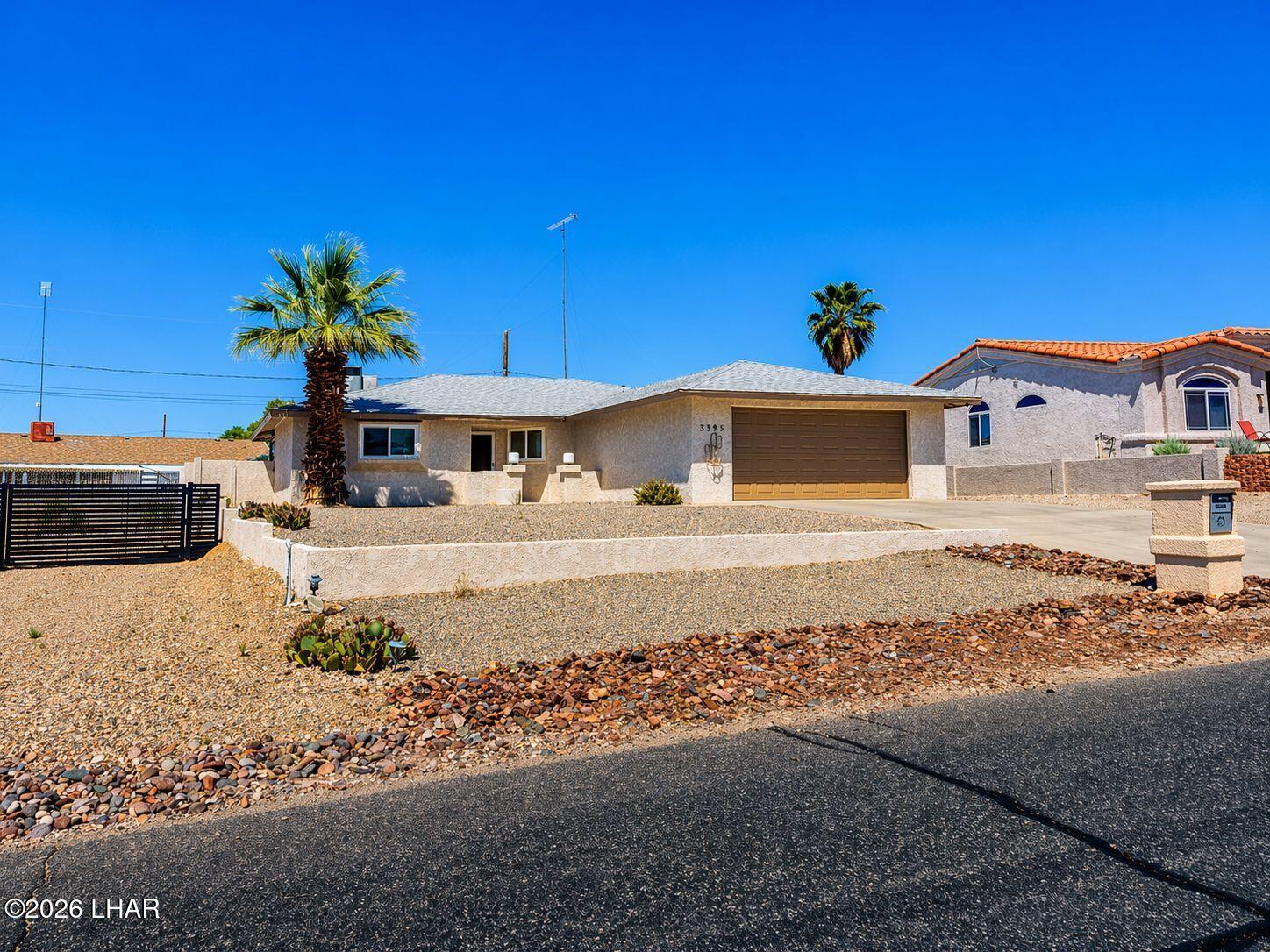 3395 Roadrunner Dr