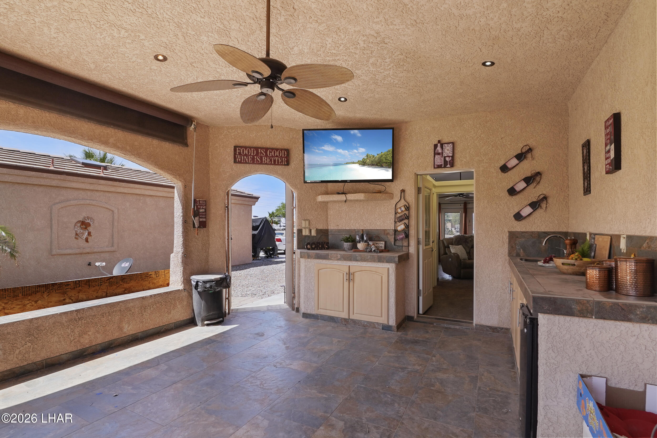 1905 Victoria Farms Rd
