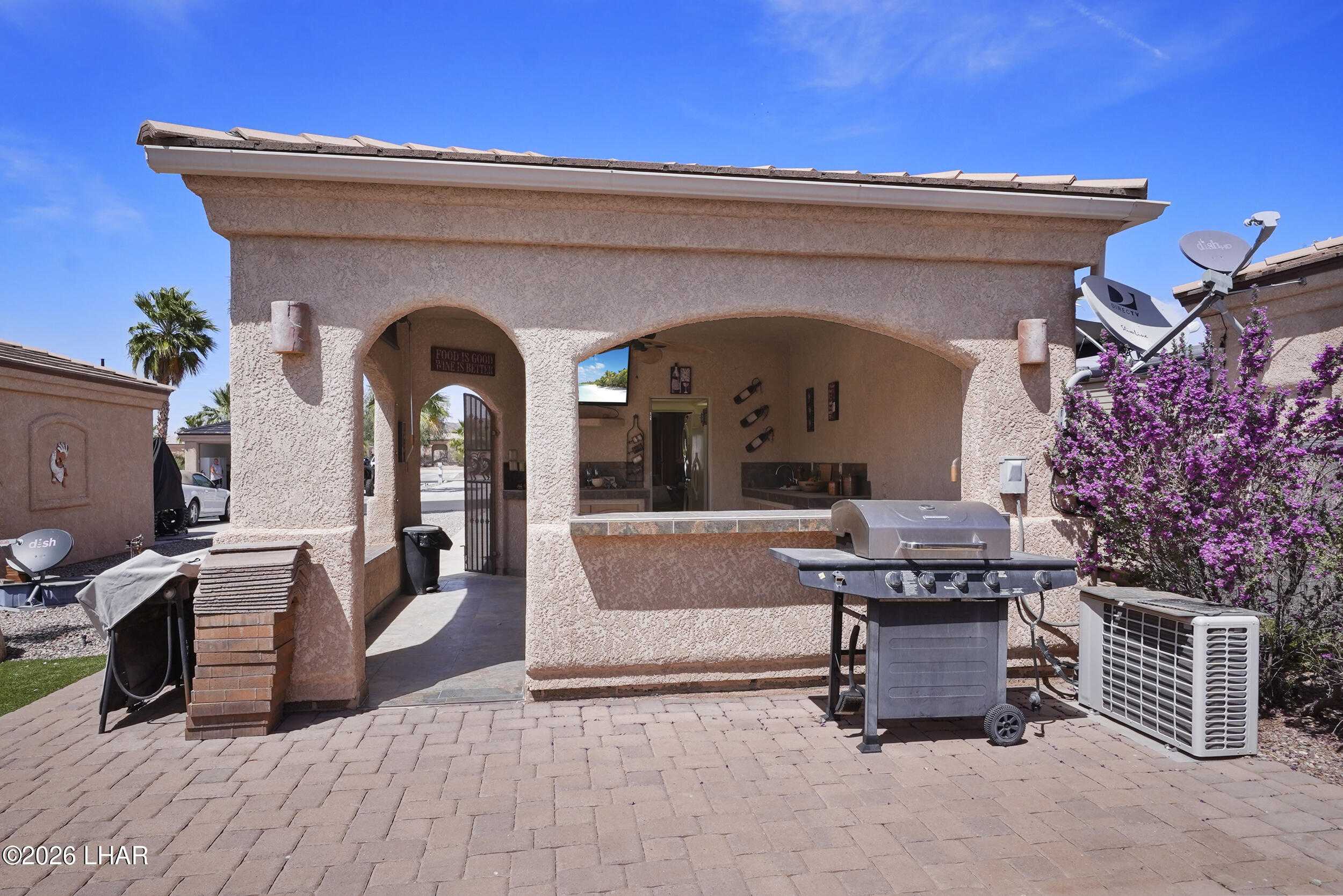 1905 Victoria Farms Rd