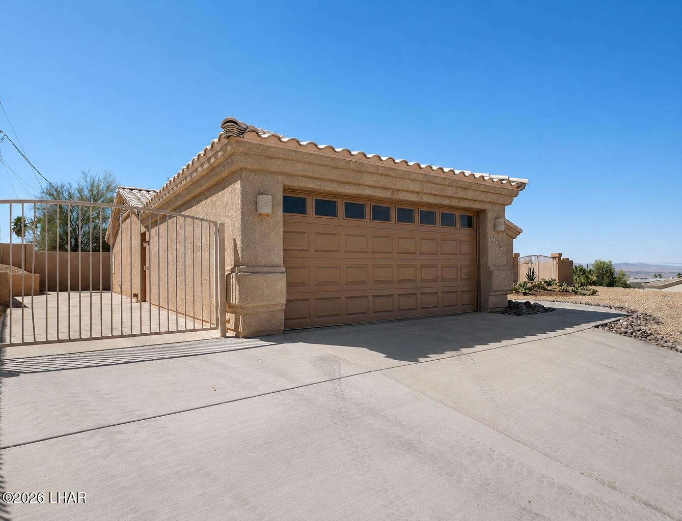 3360 El Toro Dr