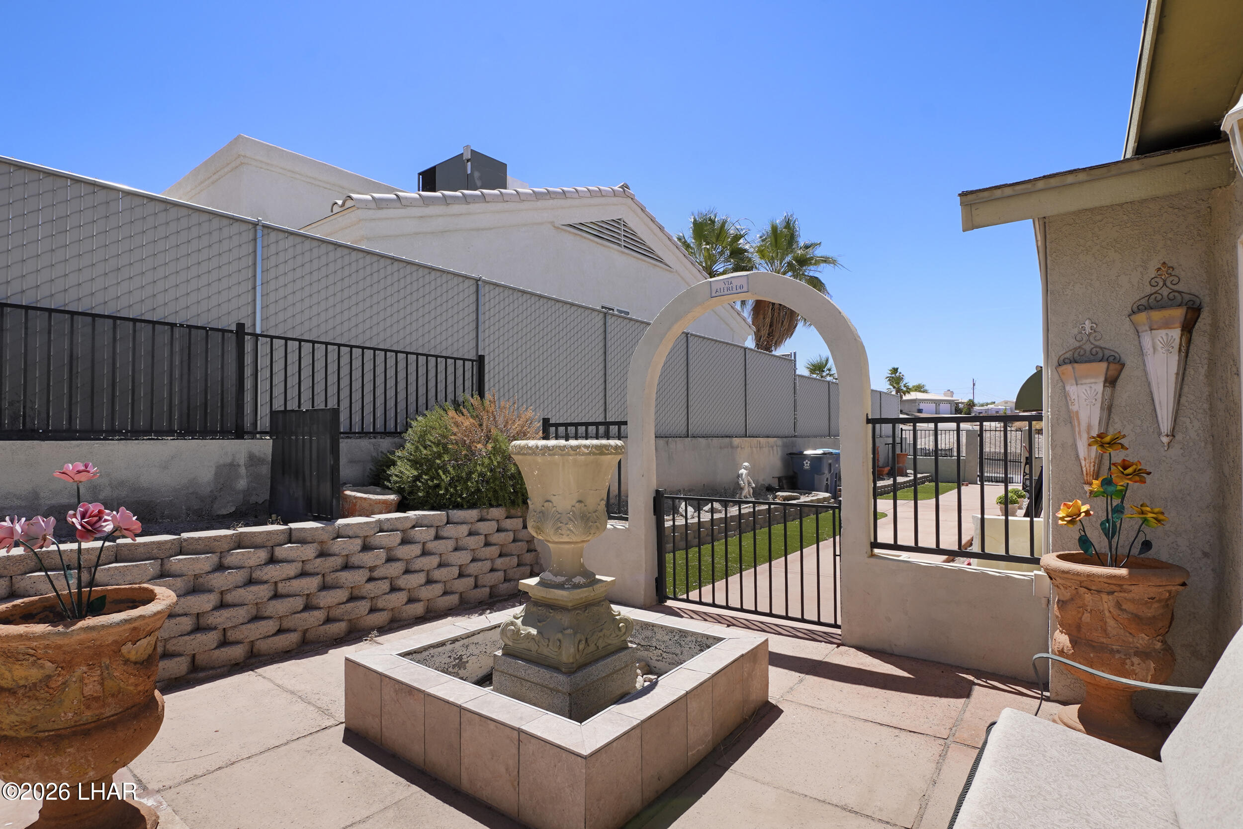 2775 Briarcrest Dr