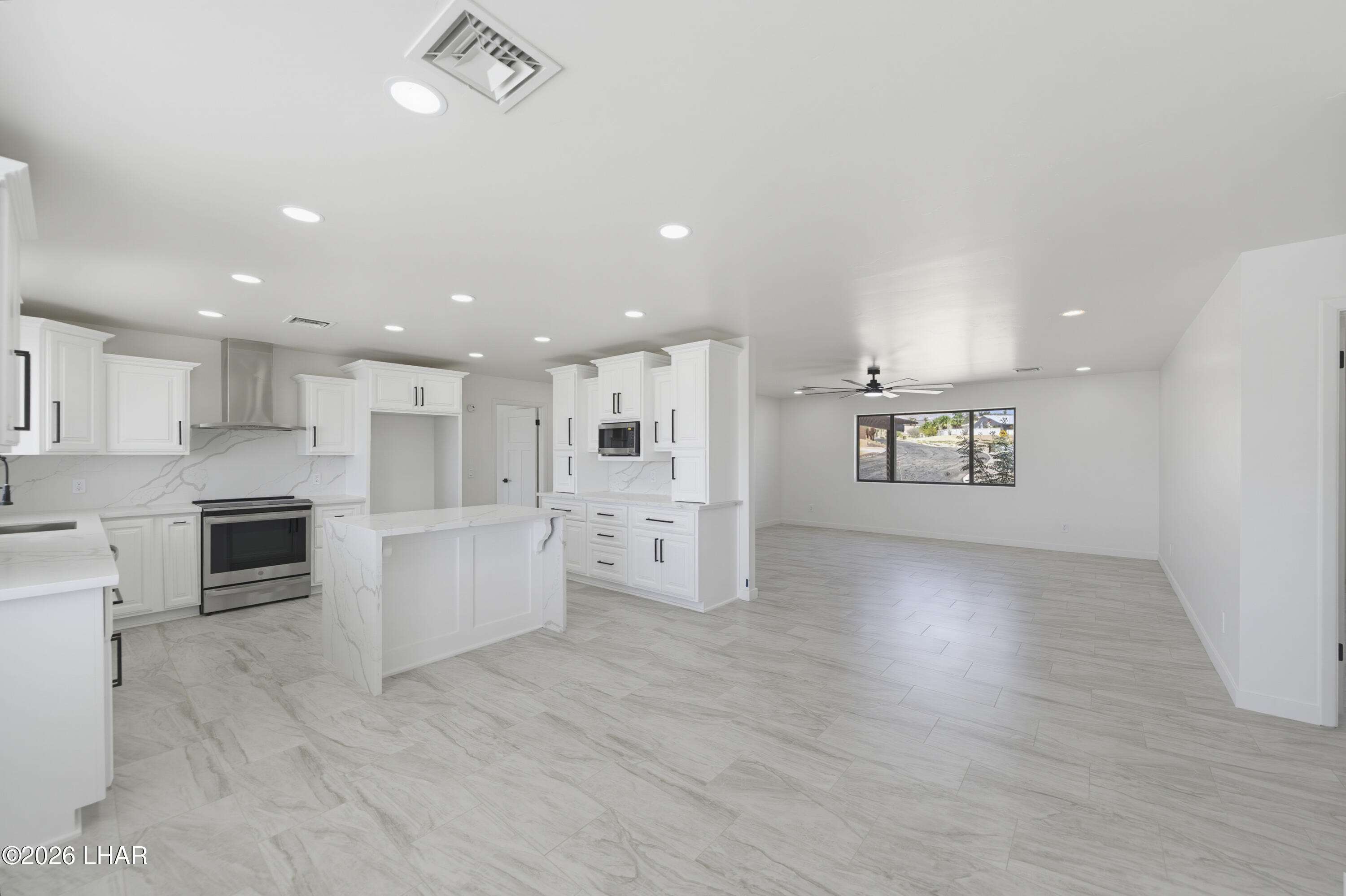 3931 Duke Dr