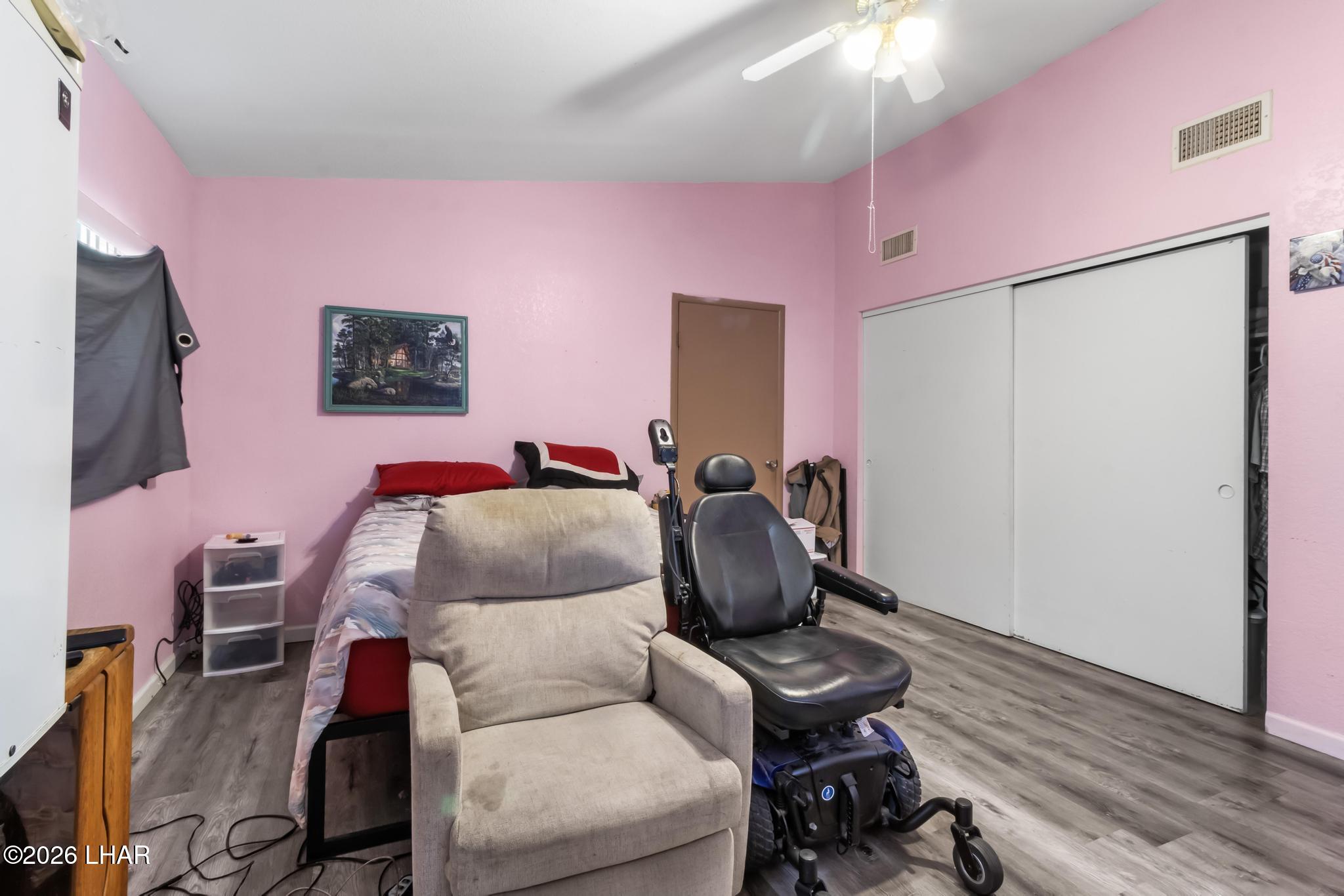 827 Ramar Rd