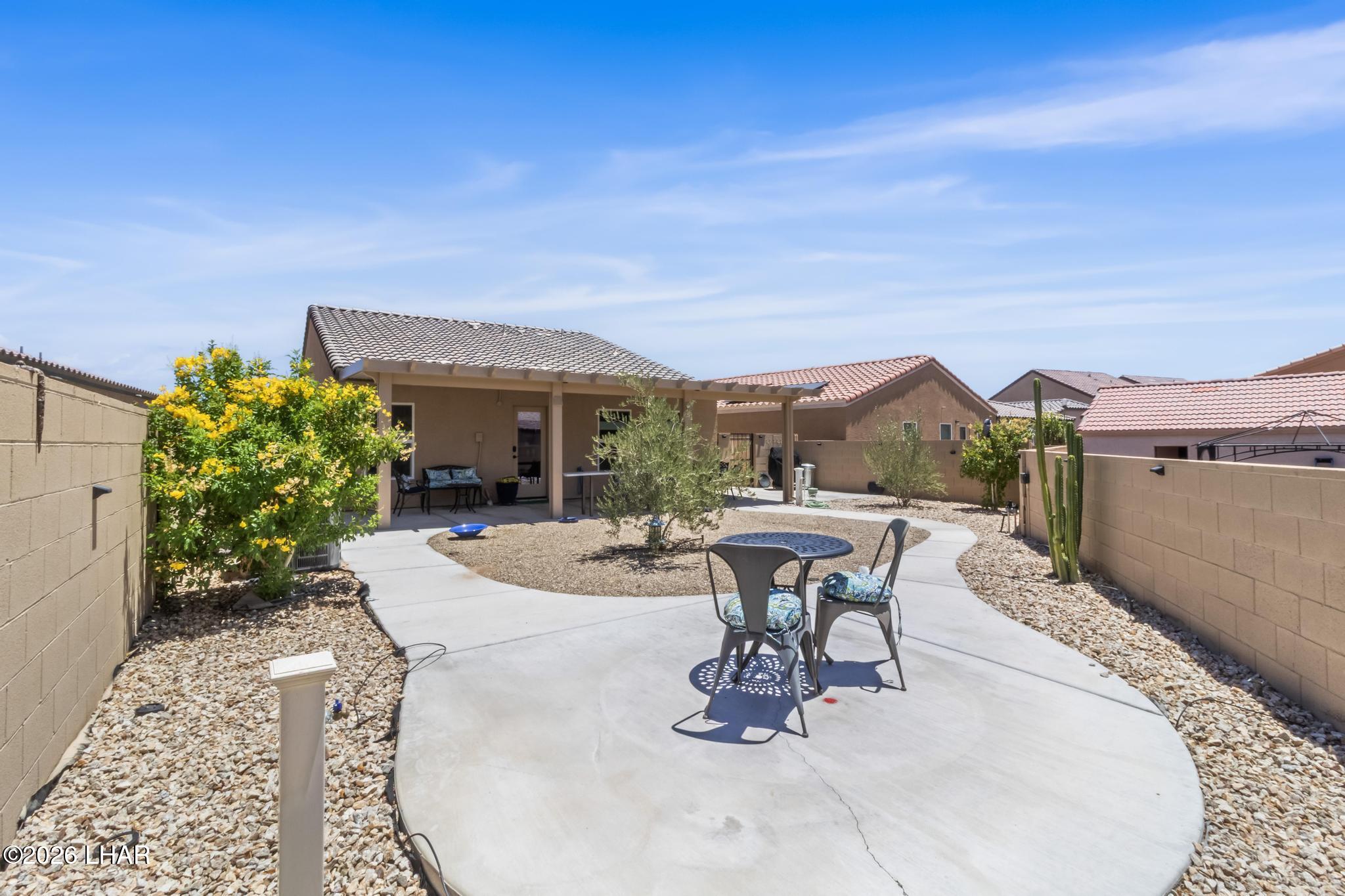 2405 Sandpiper Dr