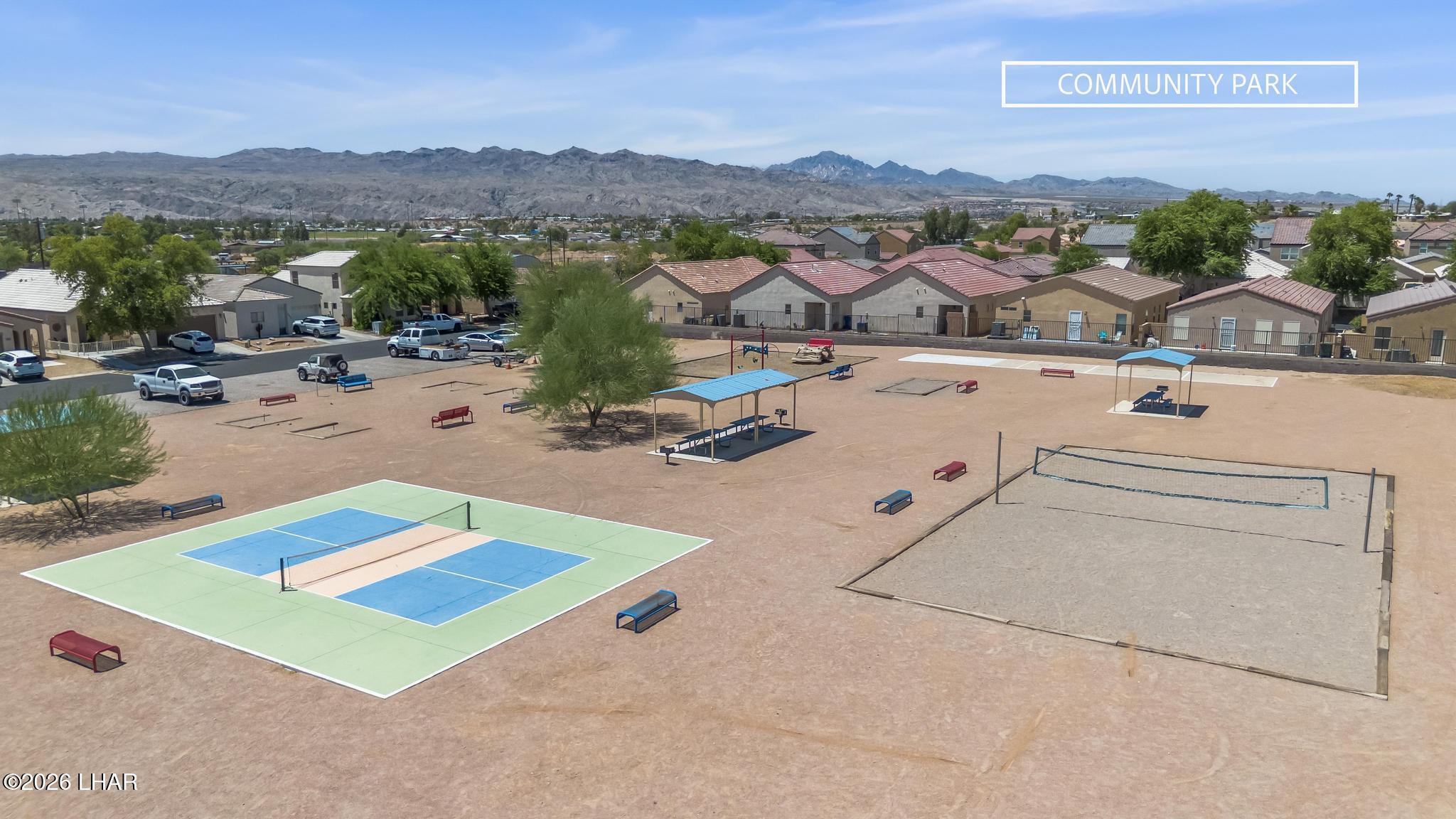2405 Sandpiper Dr