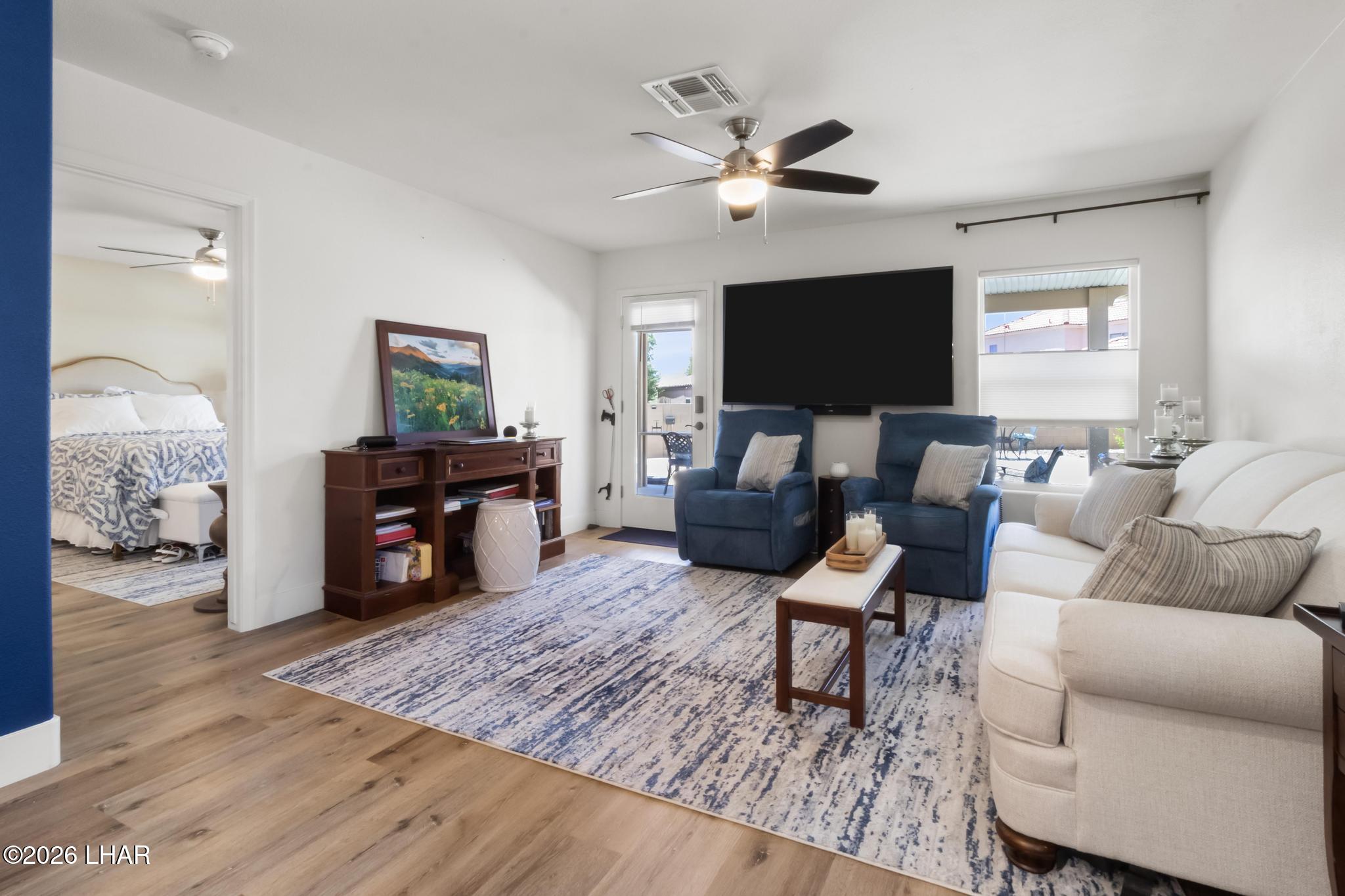 2405 Sandpiper Dr
