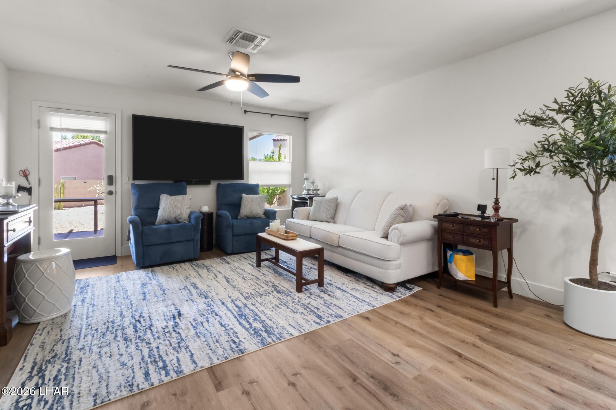 2405 Sandpiper Dr