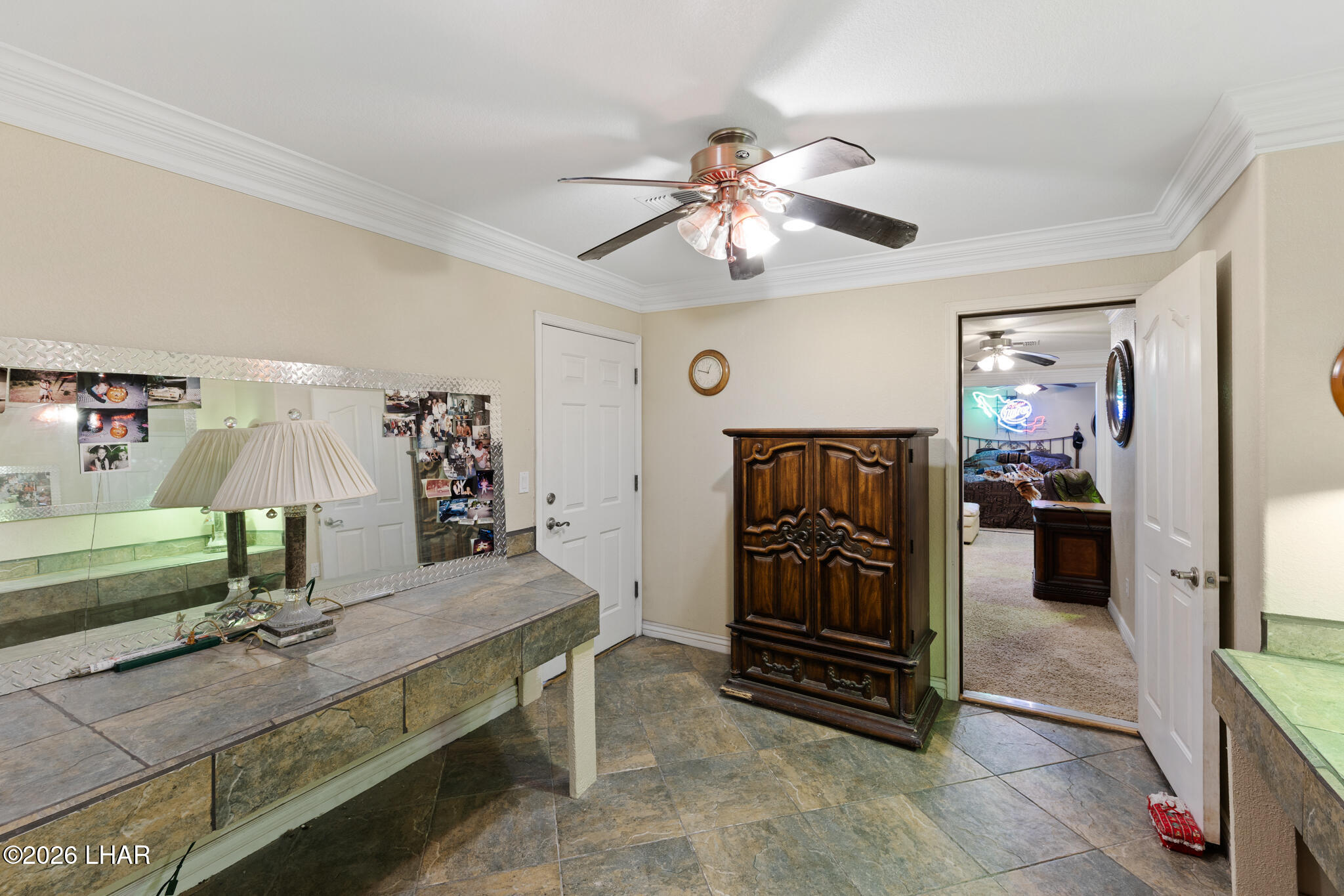 3020 Bowie Dr