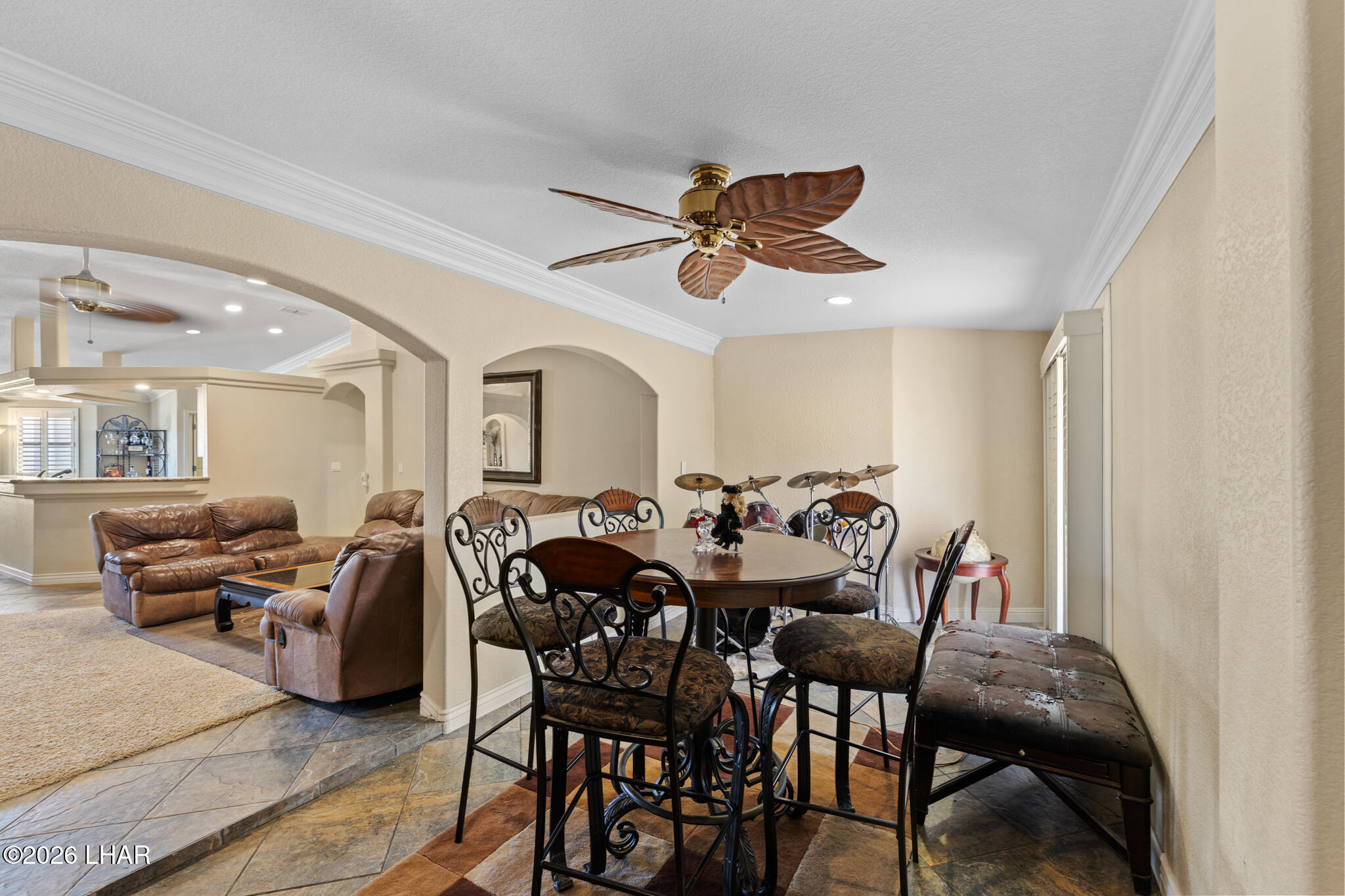 3020 Bowie Dr