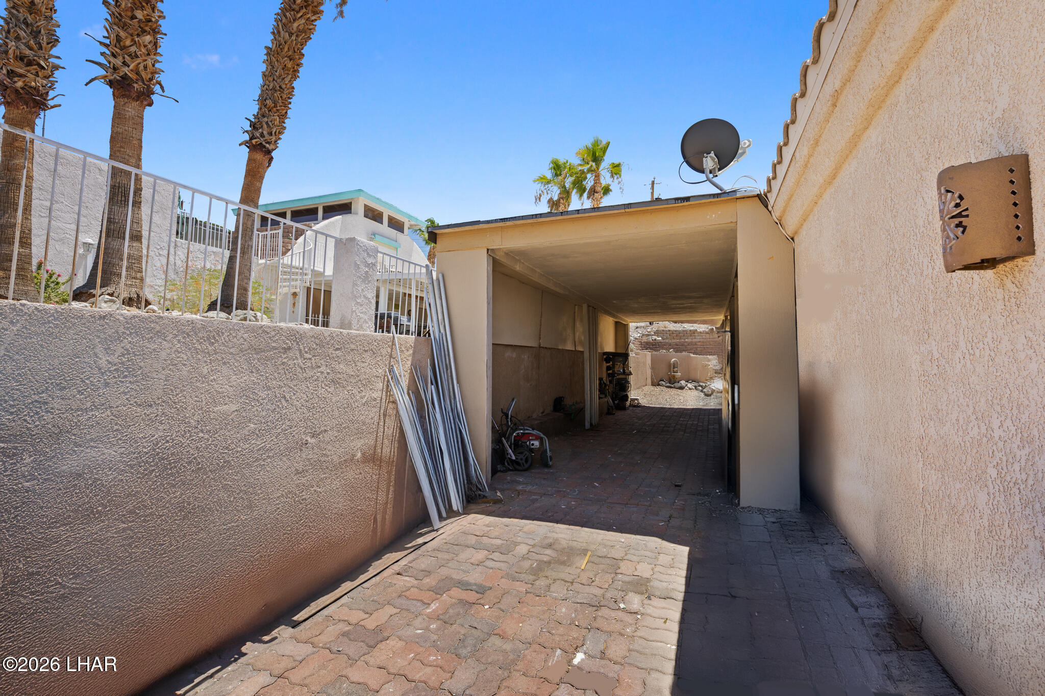 3020 Bowie Dr