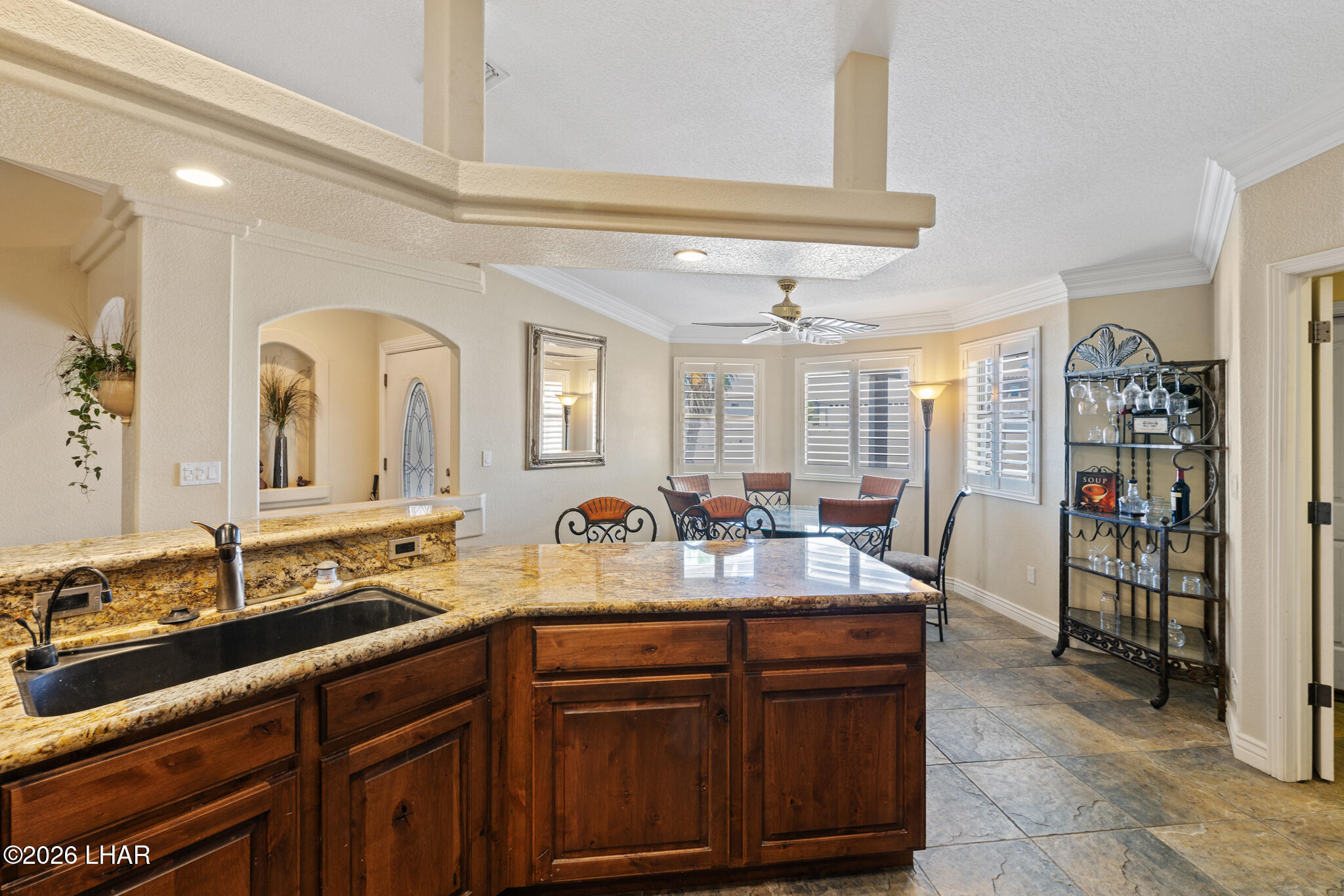 3020 Bowie Dr