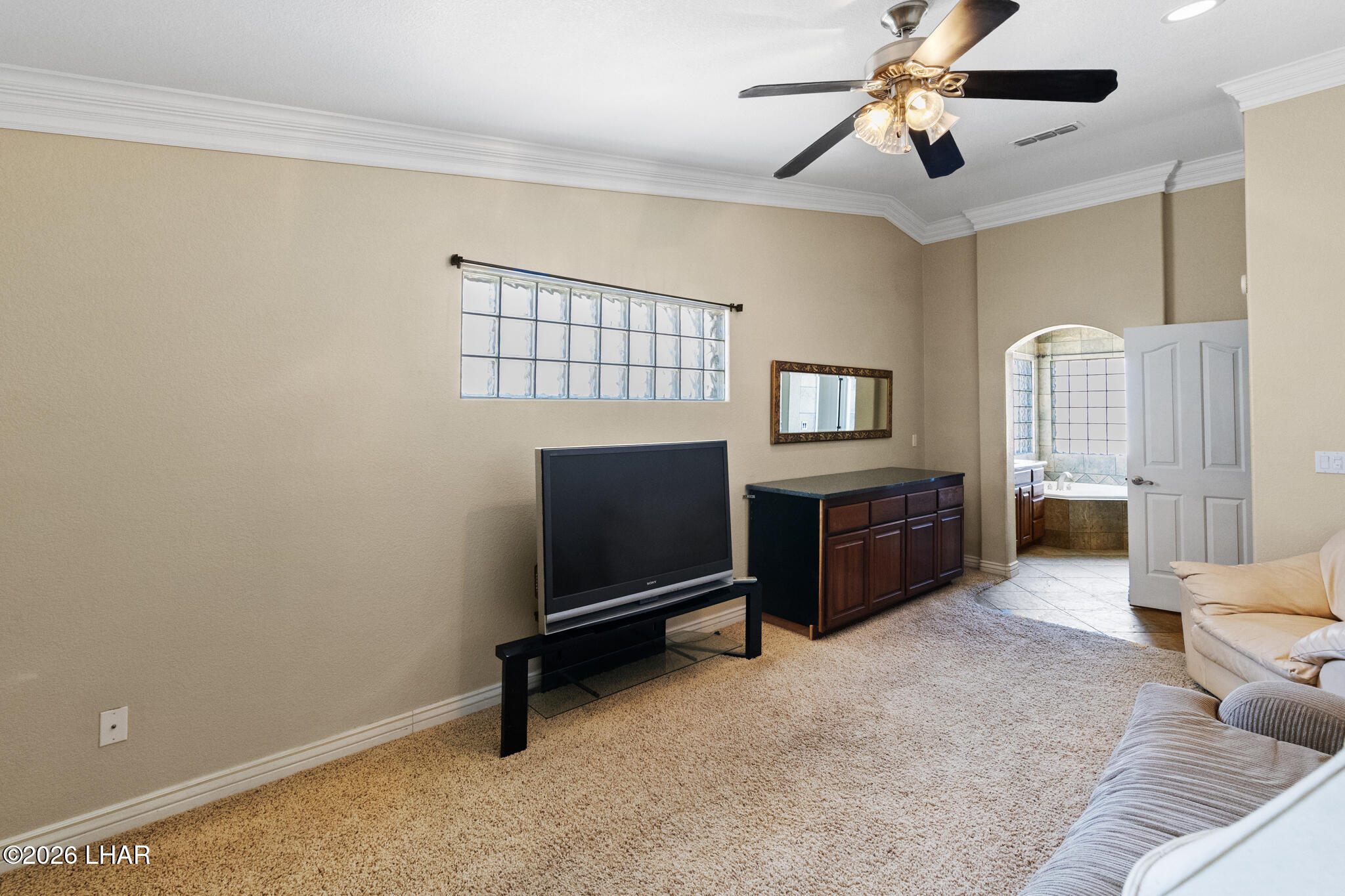 3020 Bowie Dr