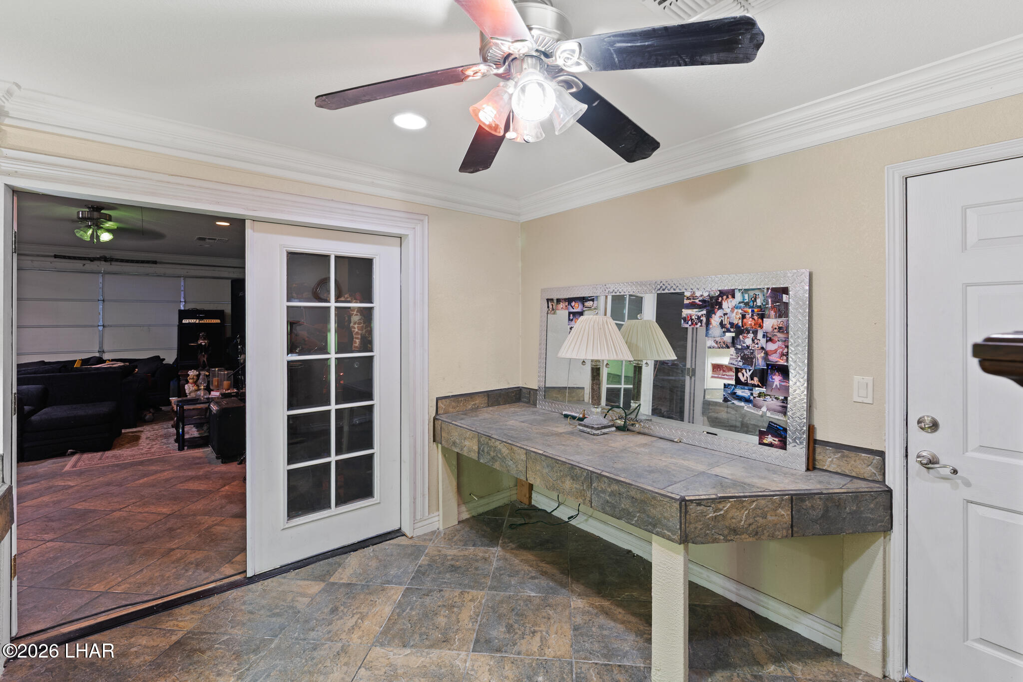 3020 Bowie Dr