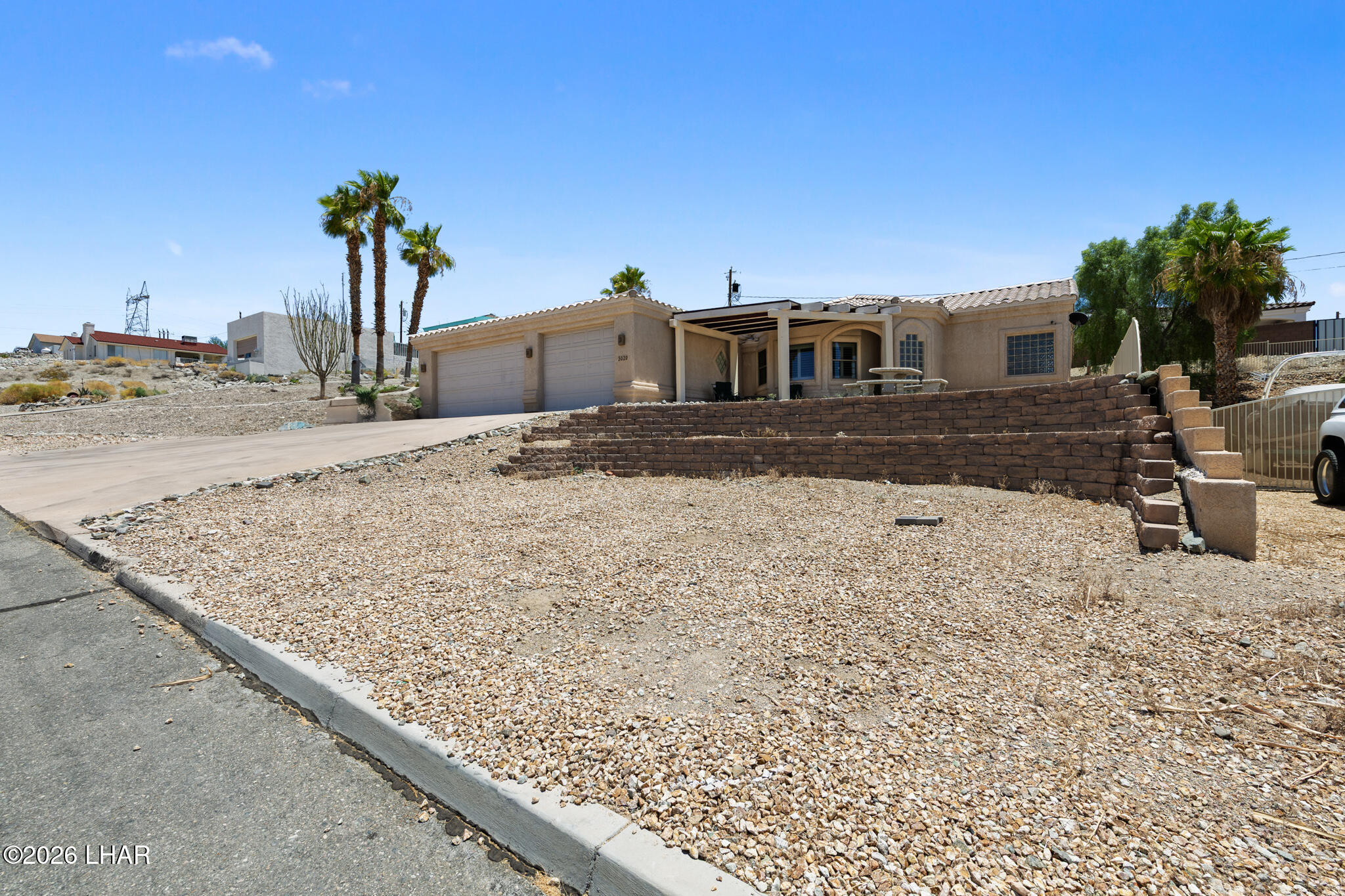 3020 Bowie Dr
