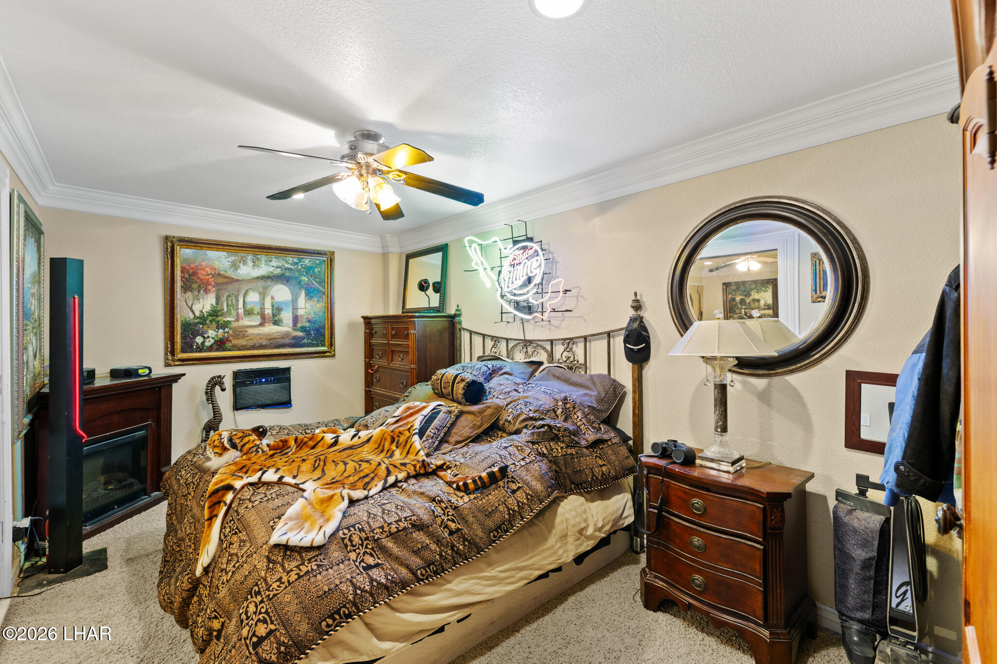 3020 Bowie Dr