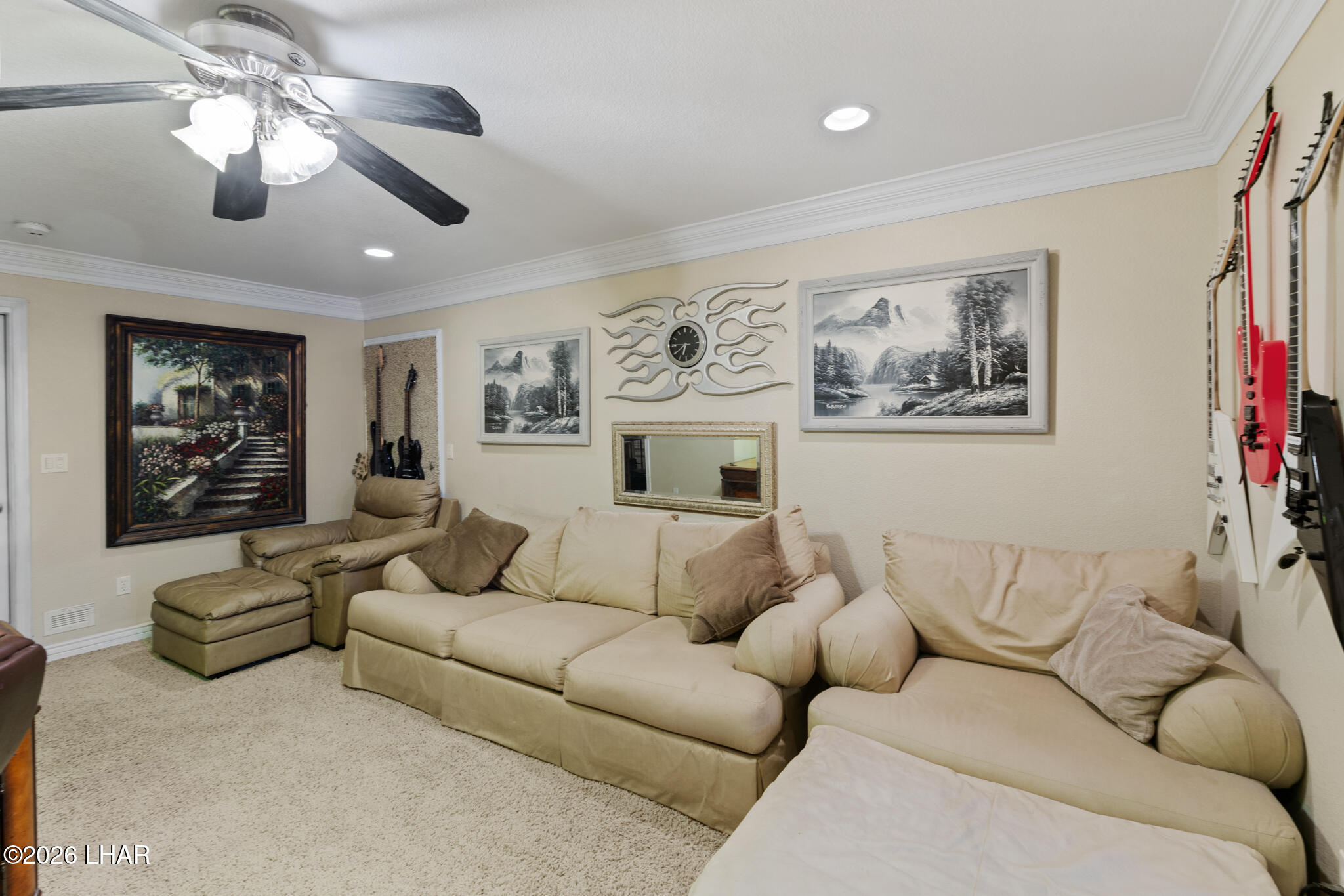 3020 Bowie Dr