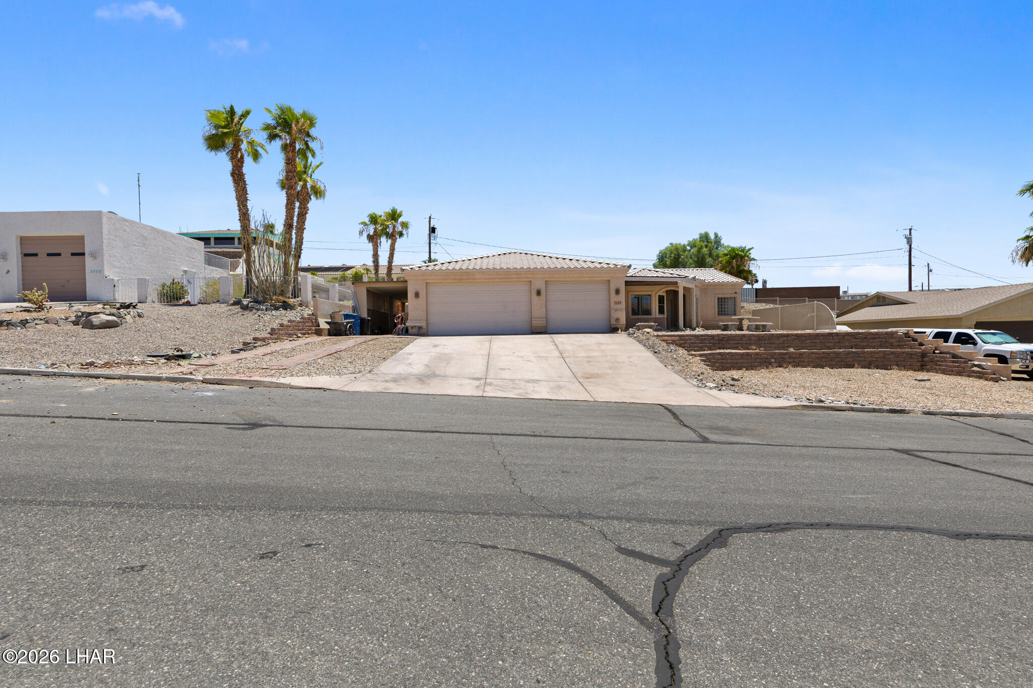 3020 Bowie Dr
