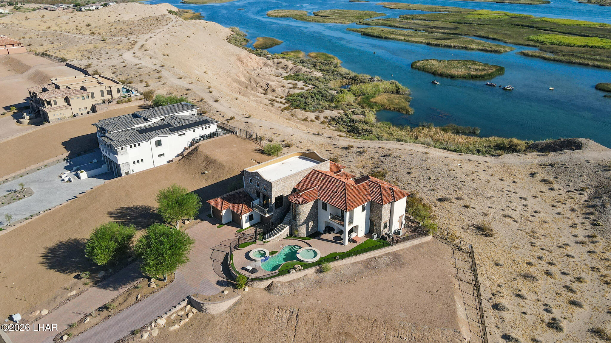 1720 E Tradition Ln