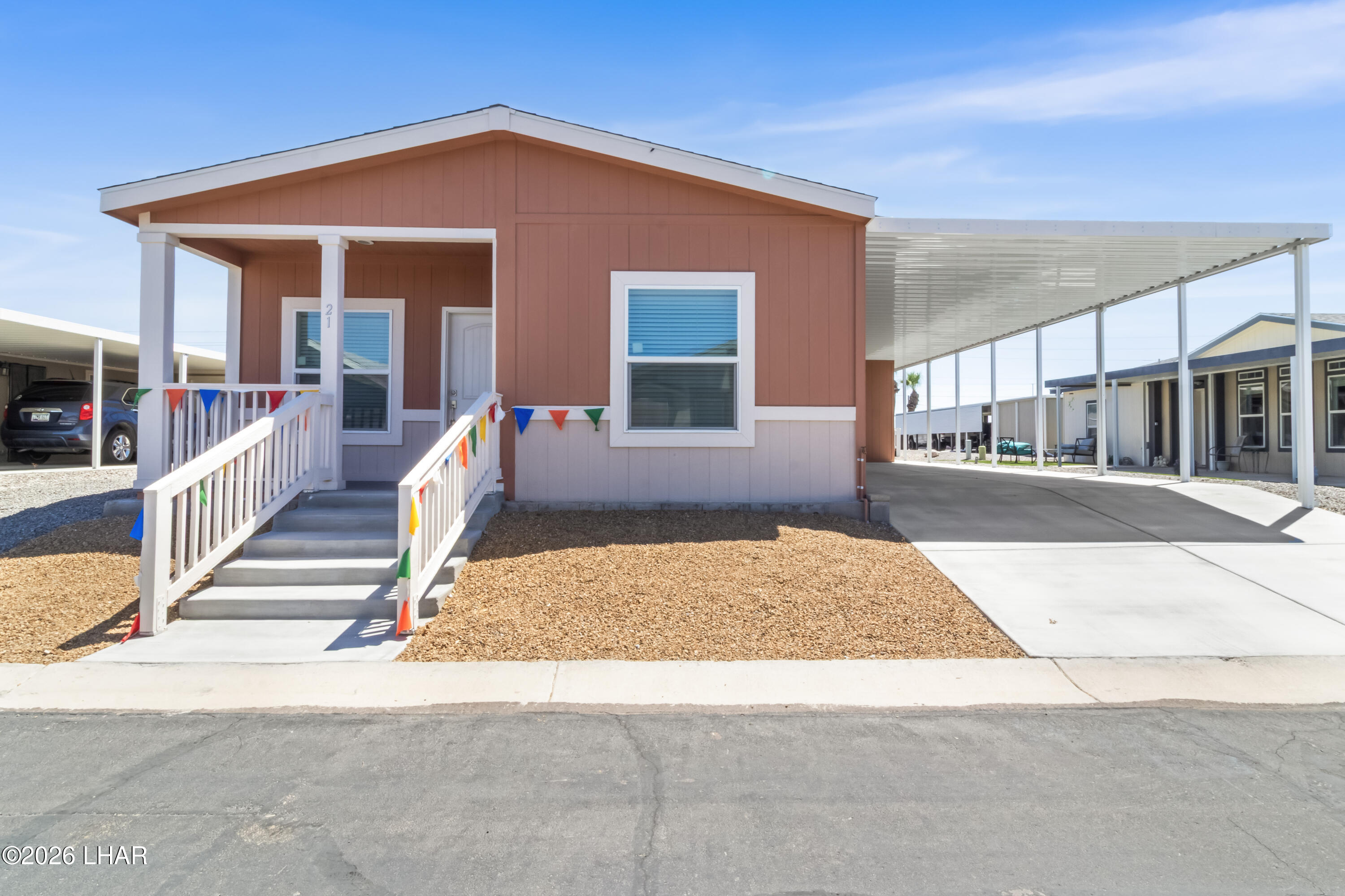 1545 E El Rodeo Rd 21