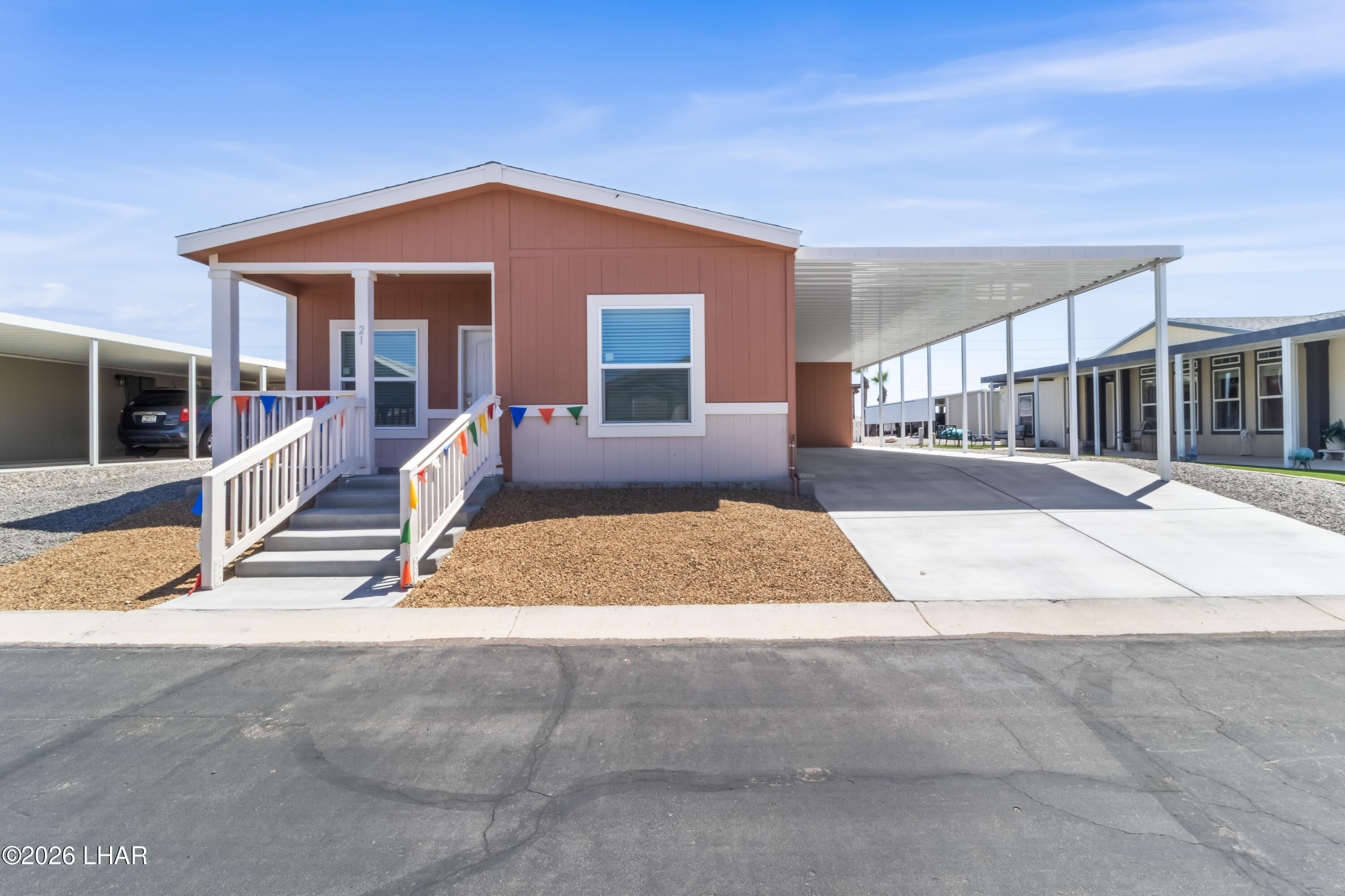 1545 E El Rodeo Rd 21