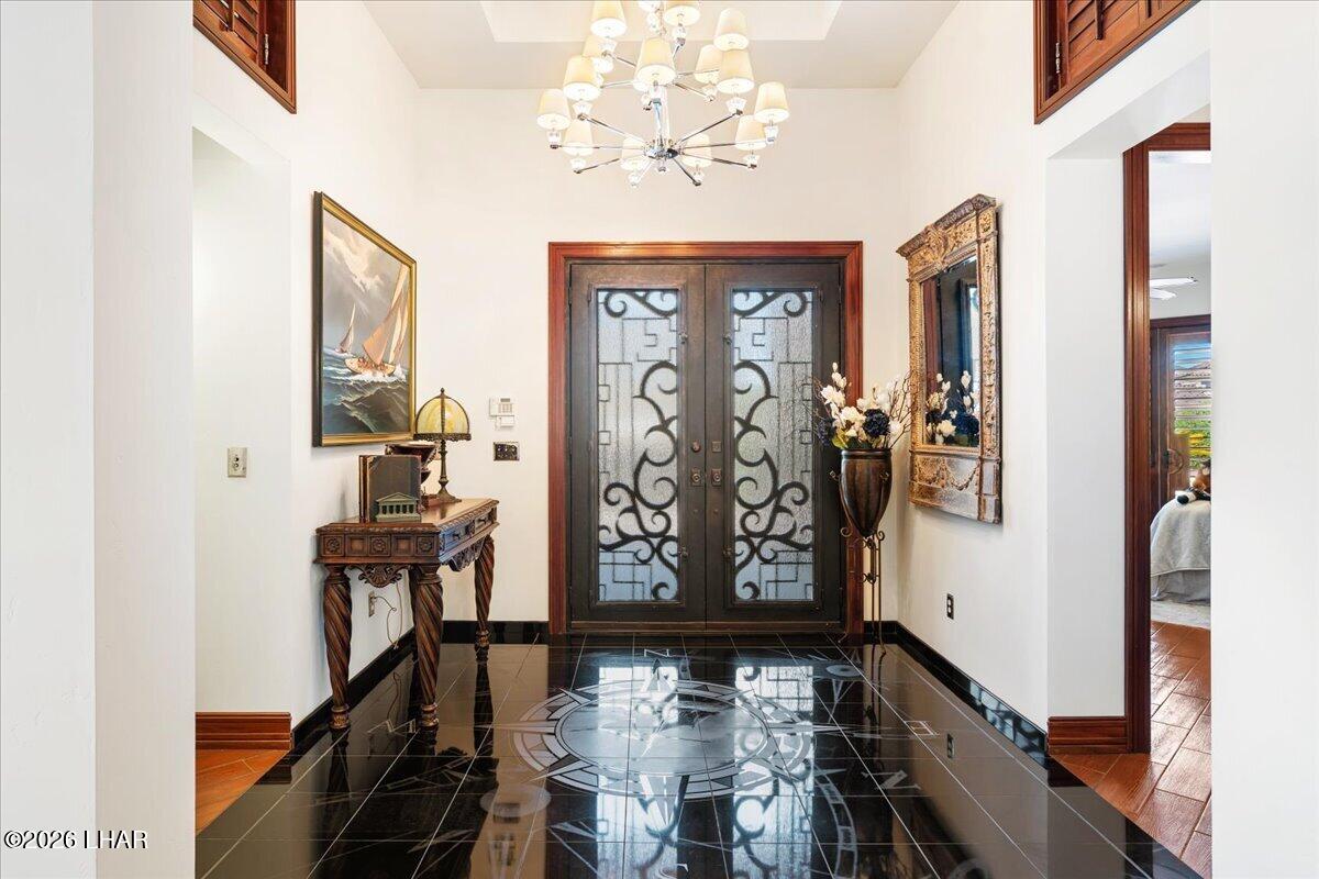 680 Via Del Lago