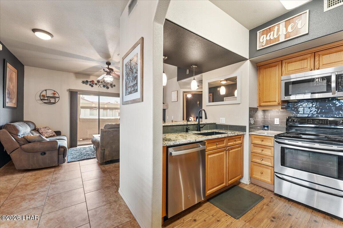 2122 N Kiowa Blvd 113