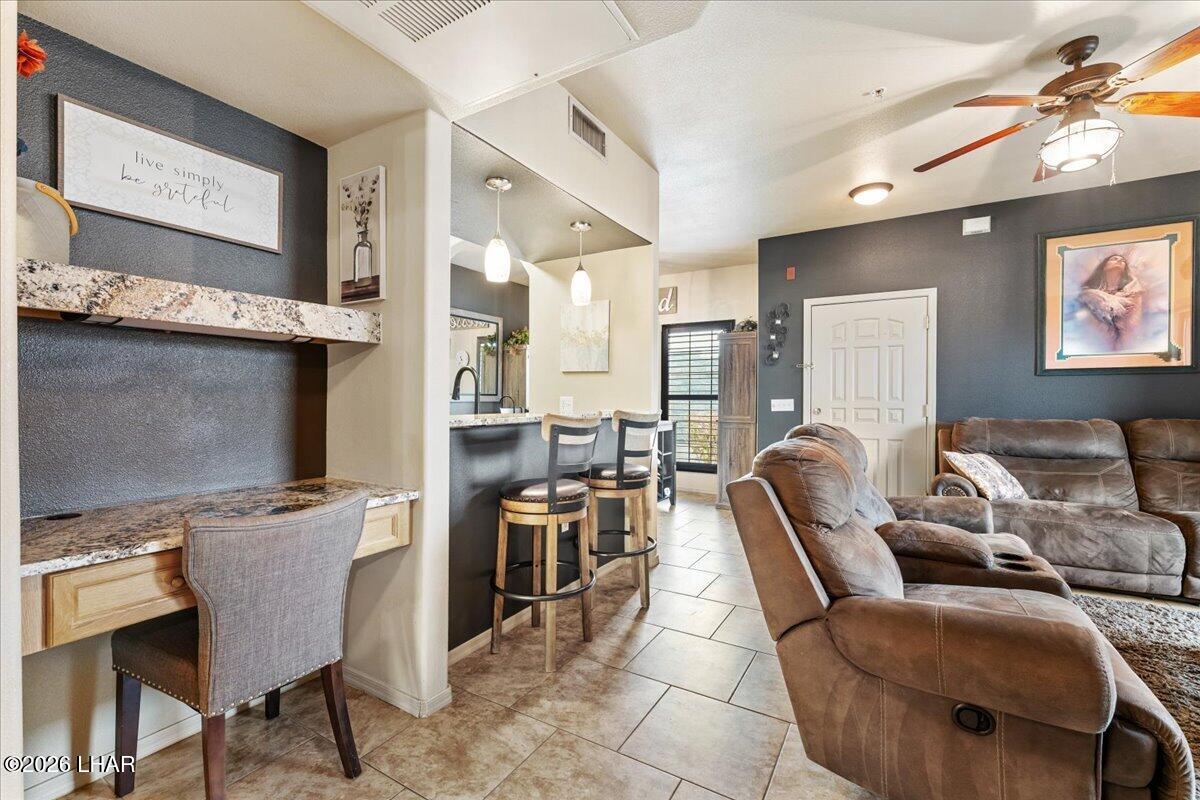 2122 N Kiowa Blvd 113