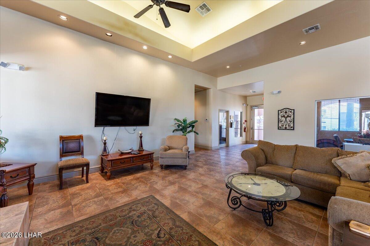 2122 N Kiowa Blvd 113