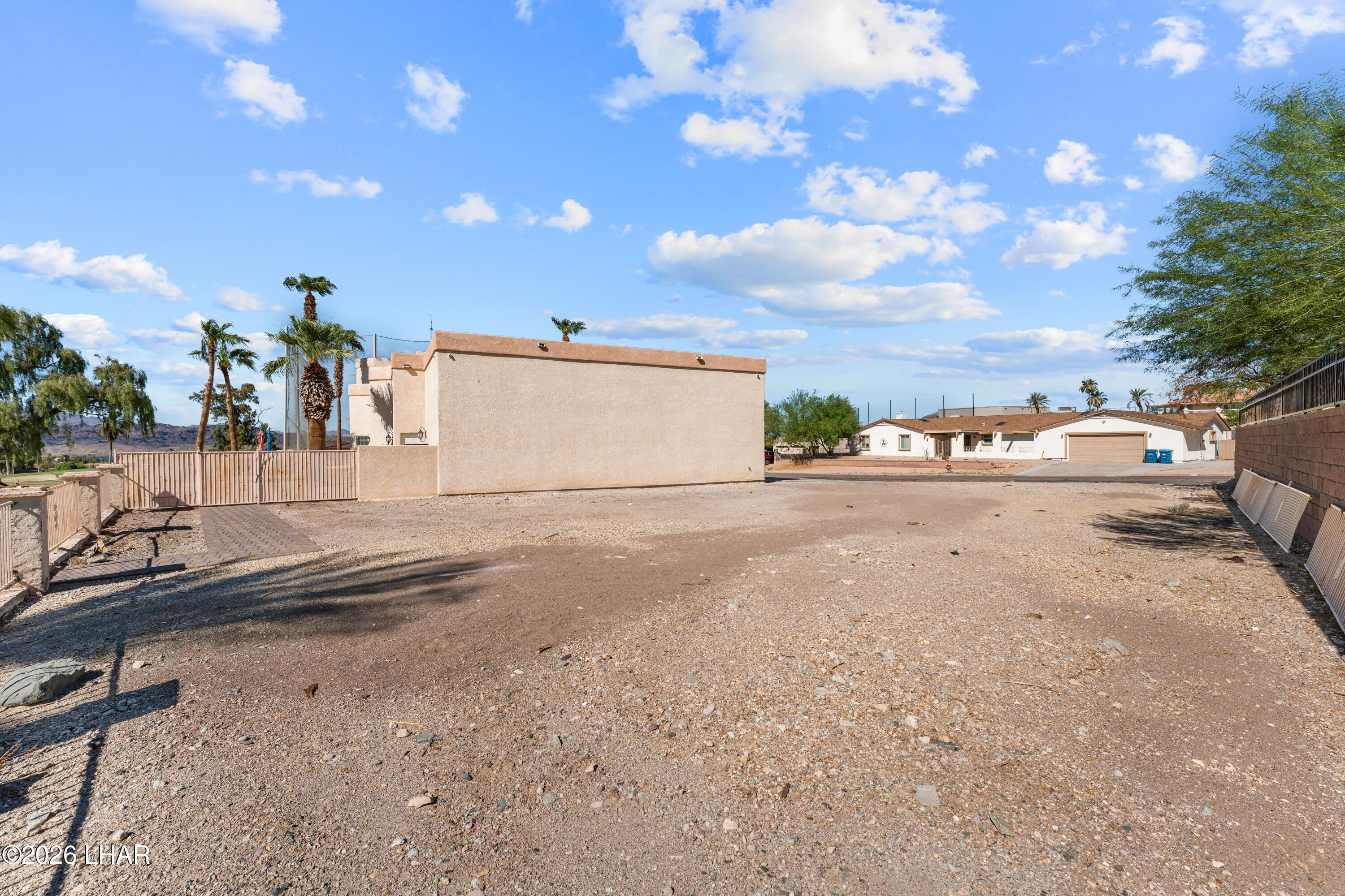 2390 Hogan Ln