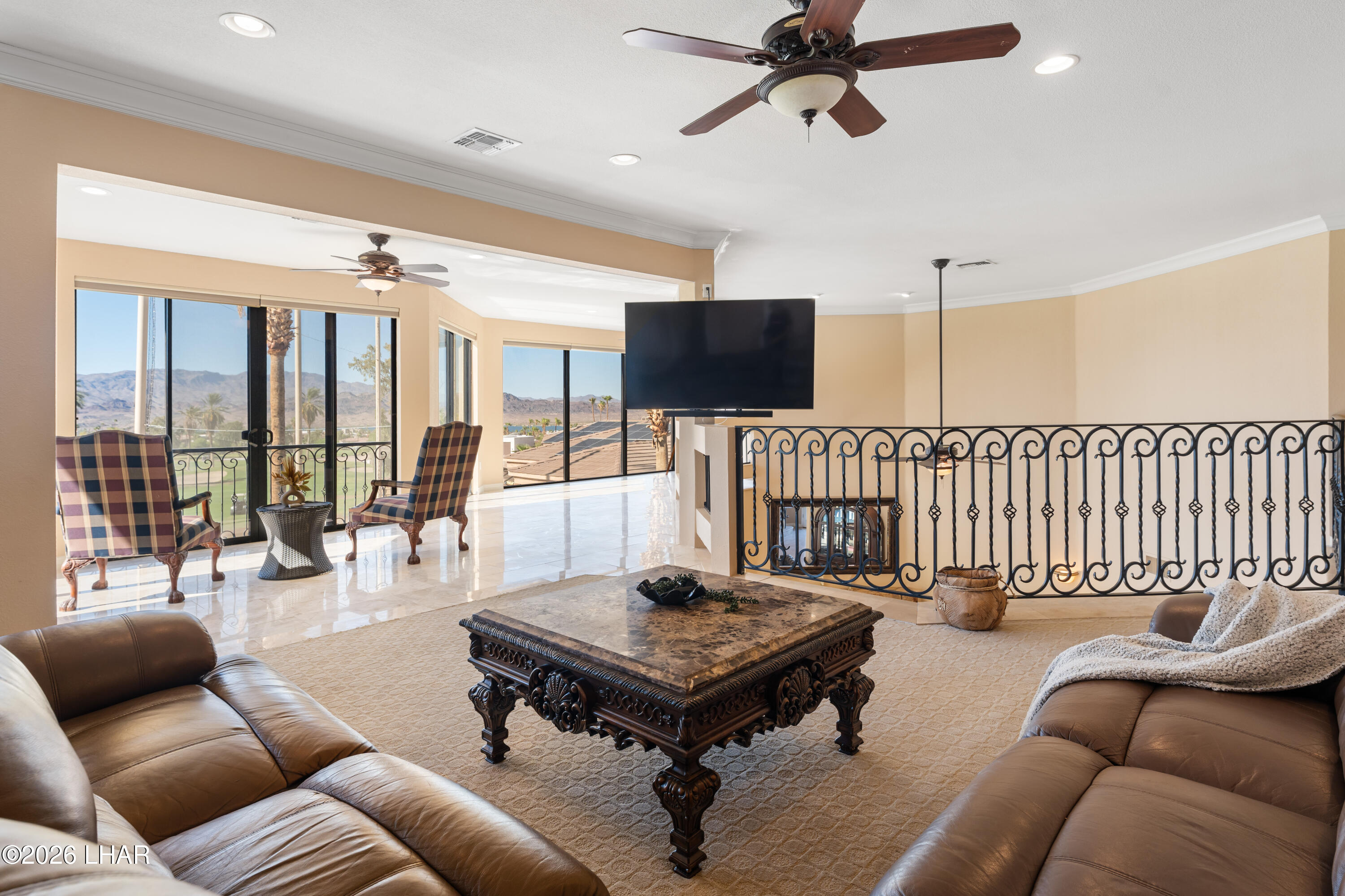 2390 Hogan Ln
