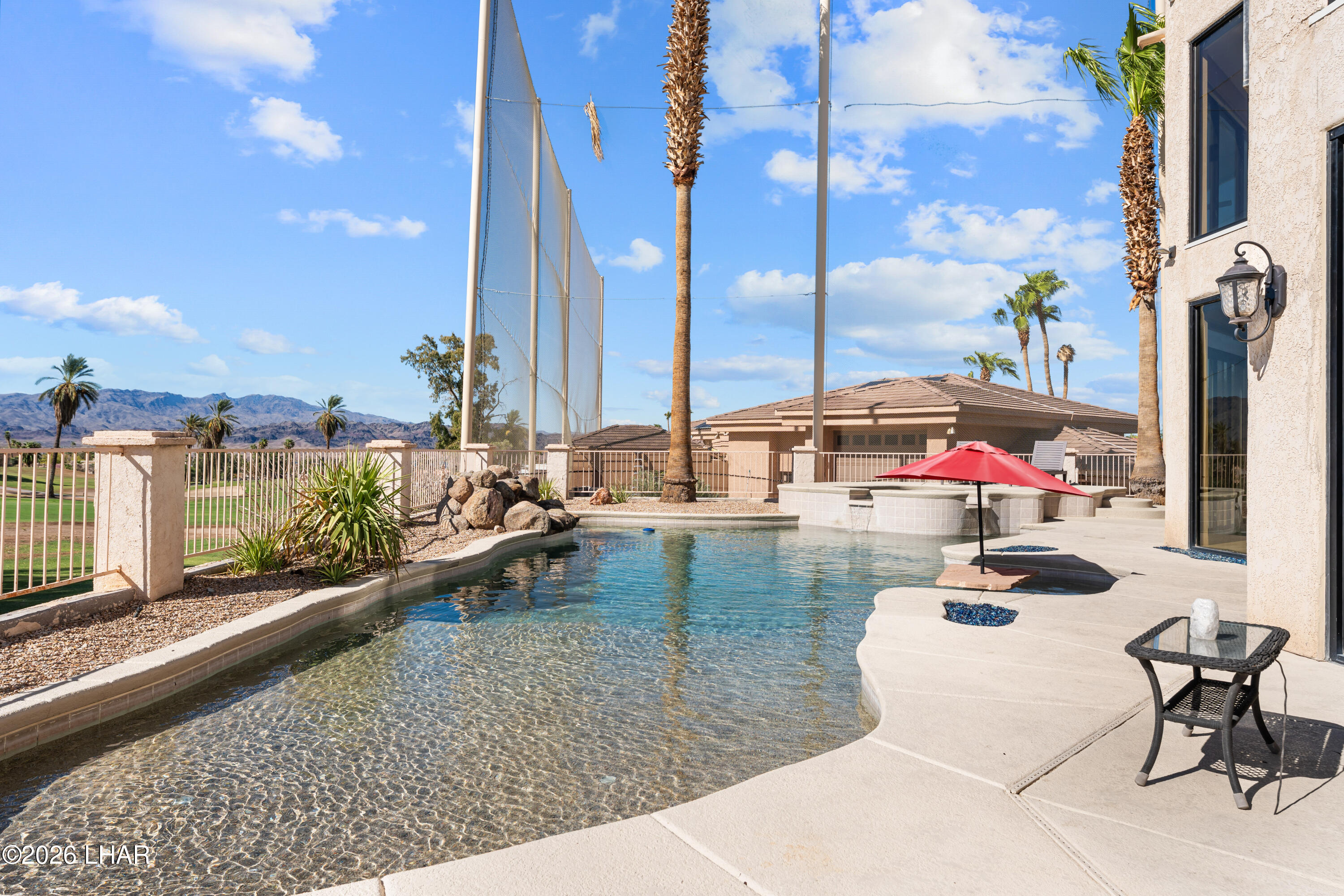 2390 Hogan Ln