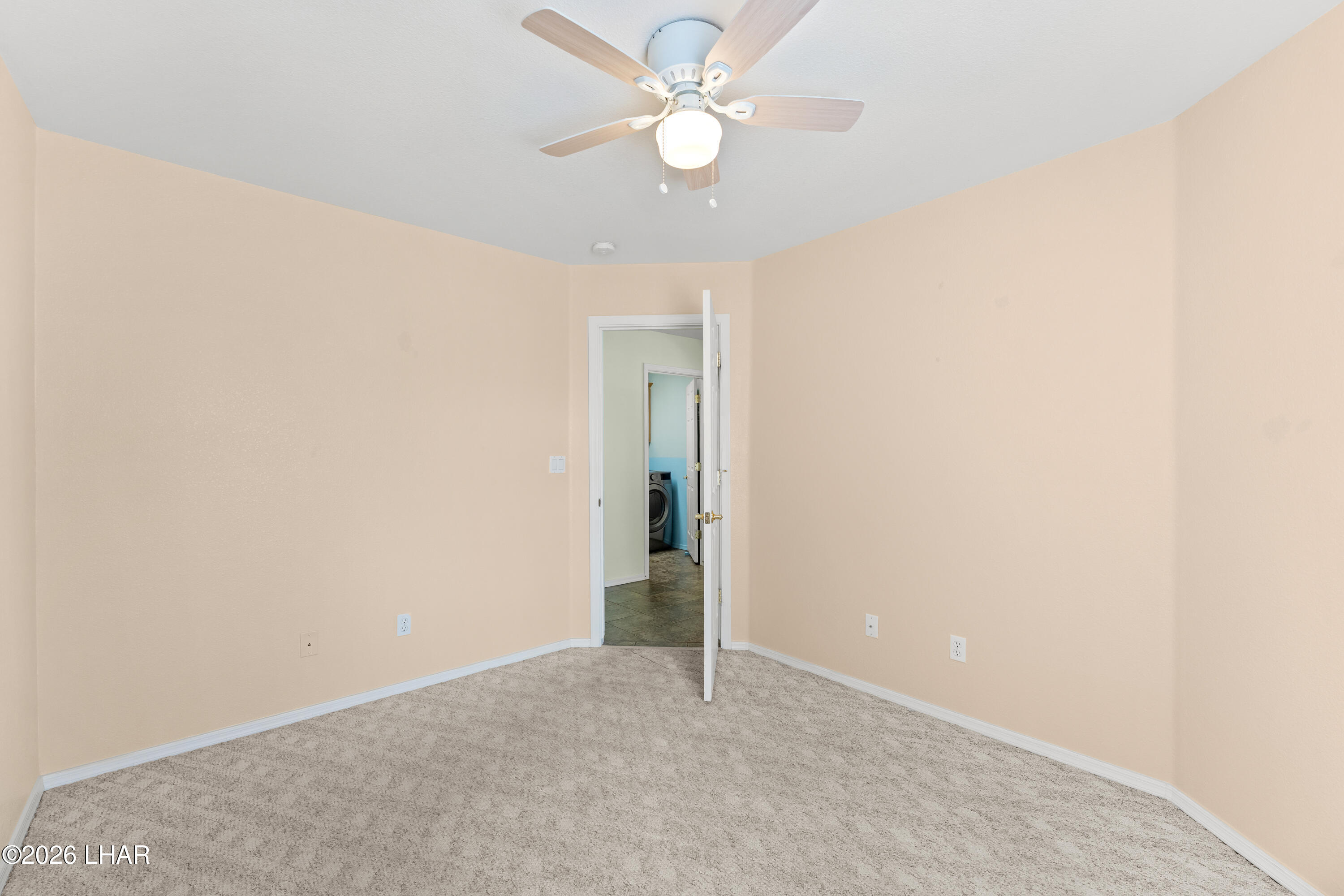 3967 E Lass Ave