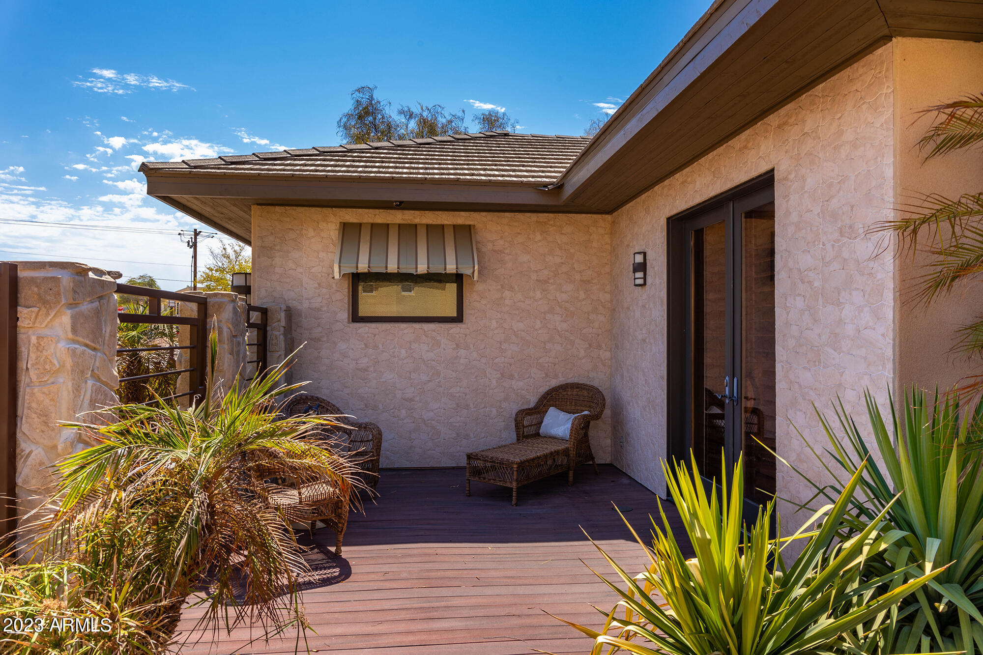 680 VIA DEL LAGO --