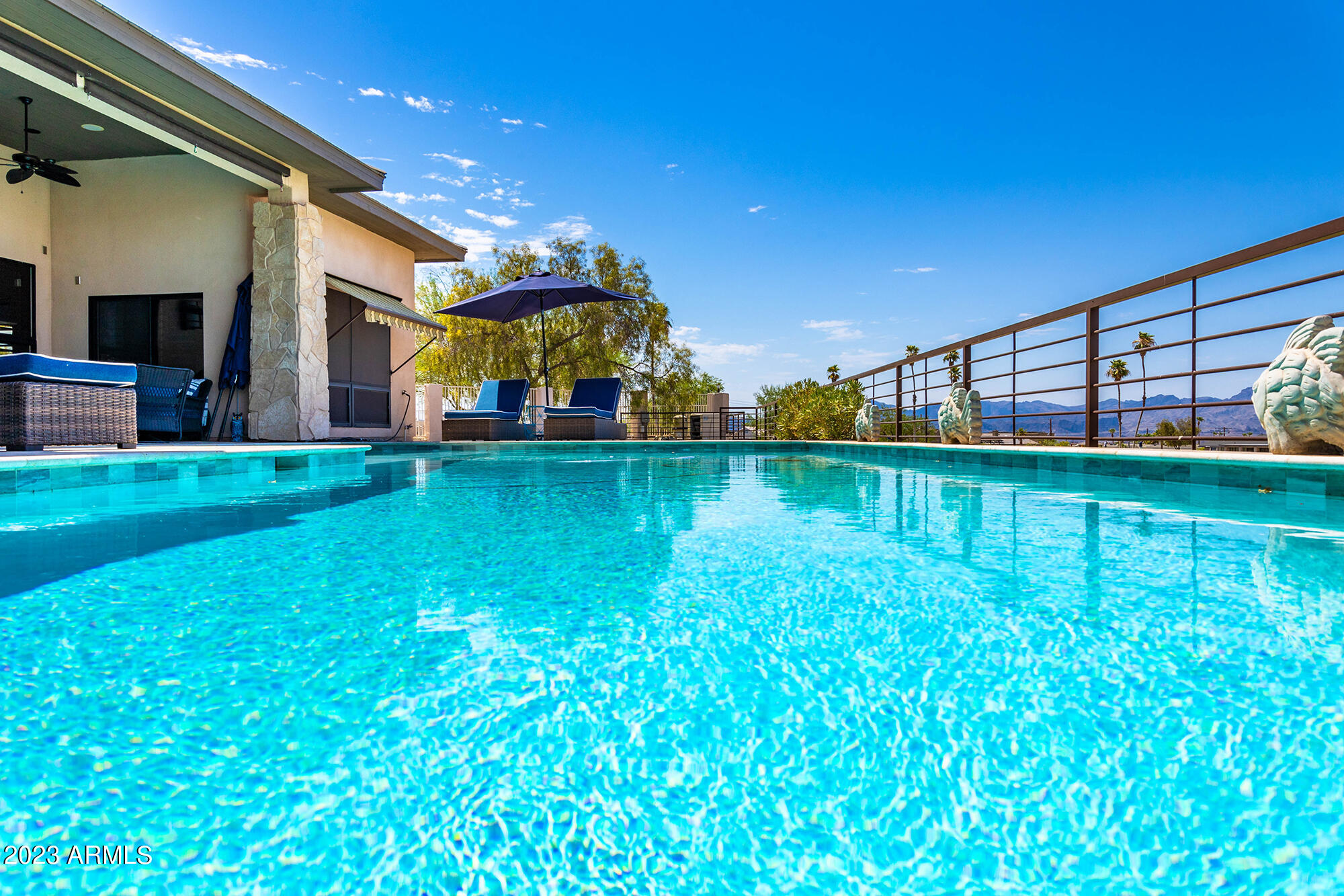 680 VIA DEL LAGO --