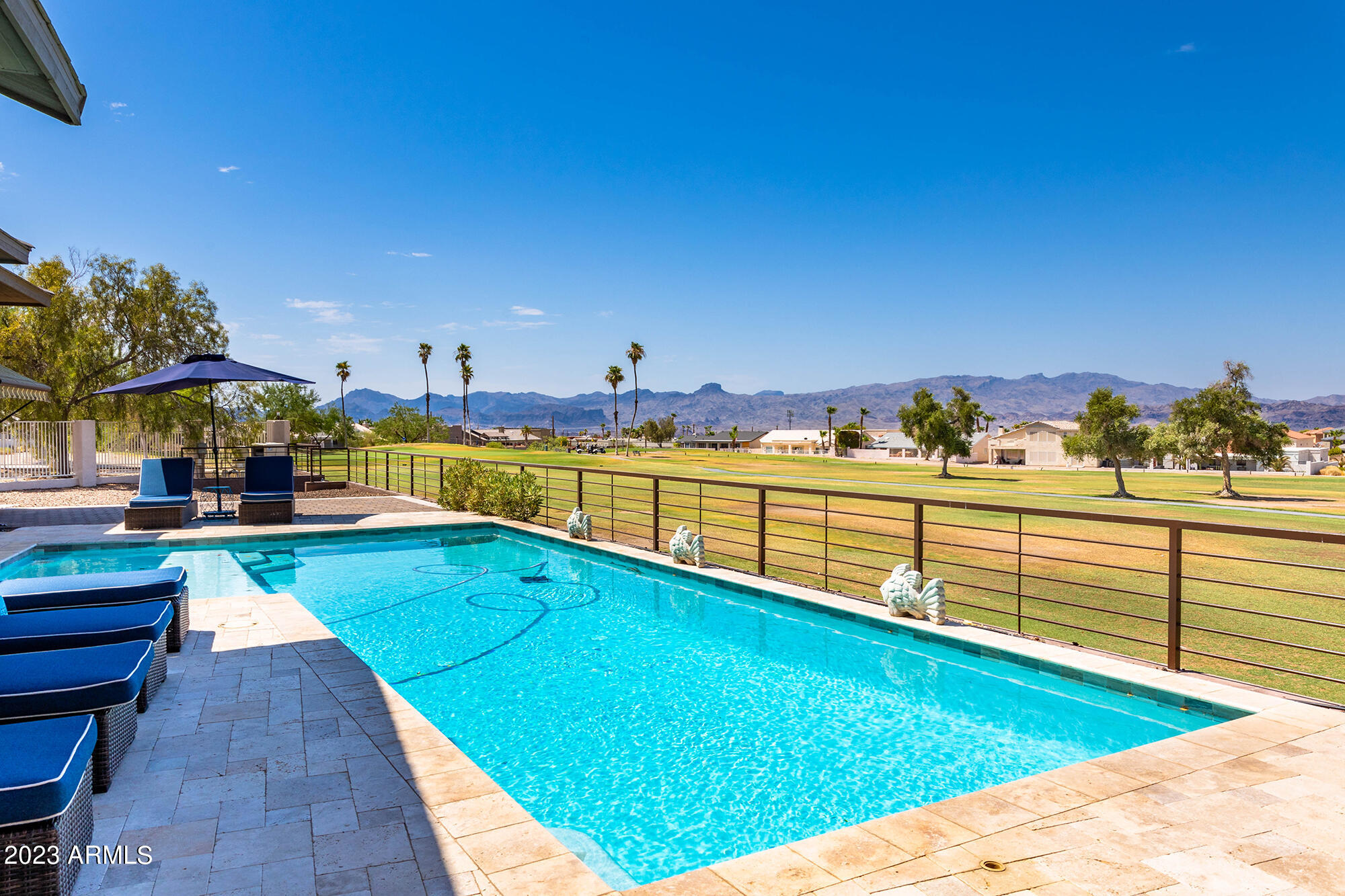 680 VIA DEL LAGO --