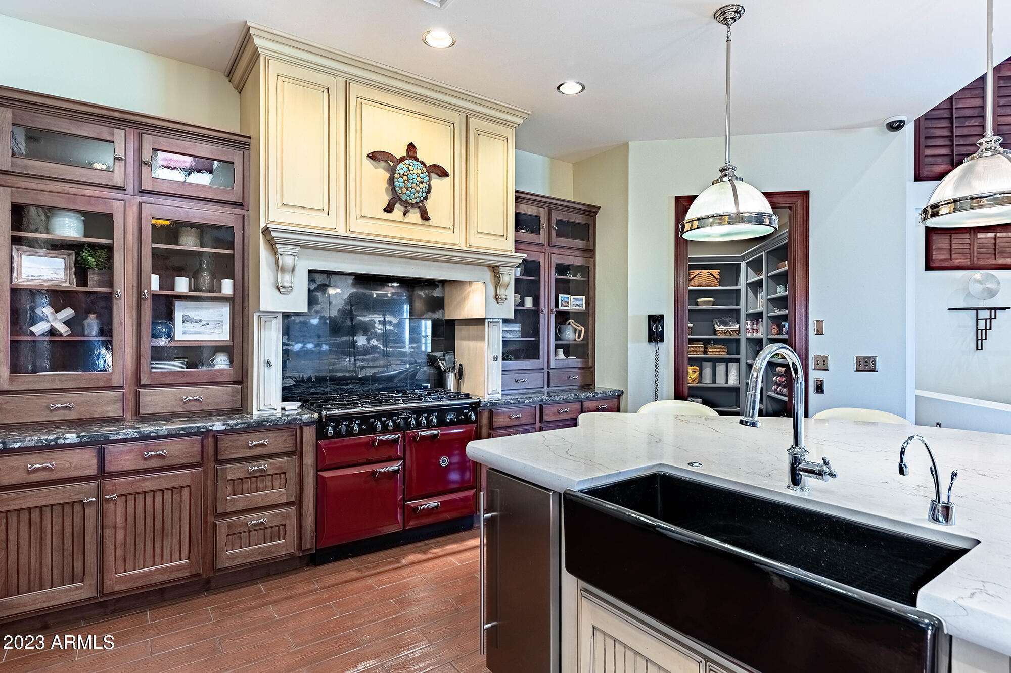 680 VIA DEL LAGO --