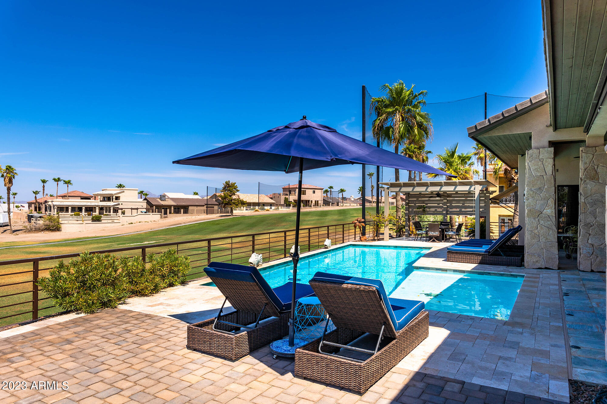 680 VIA DEL LAGO --