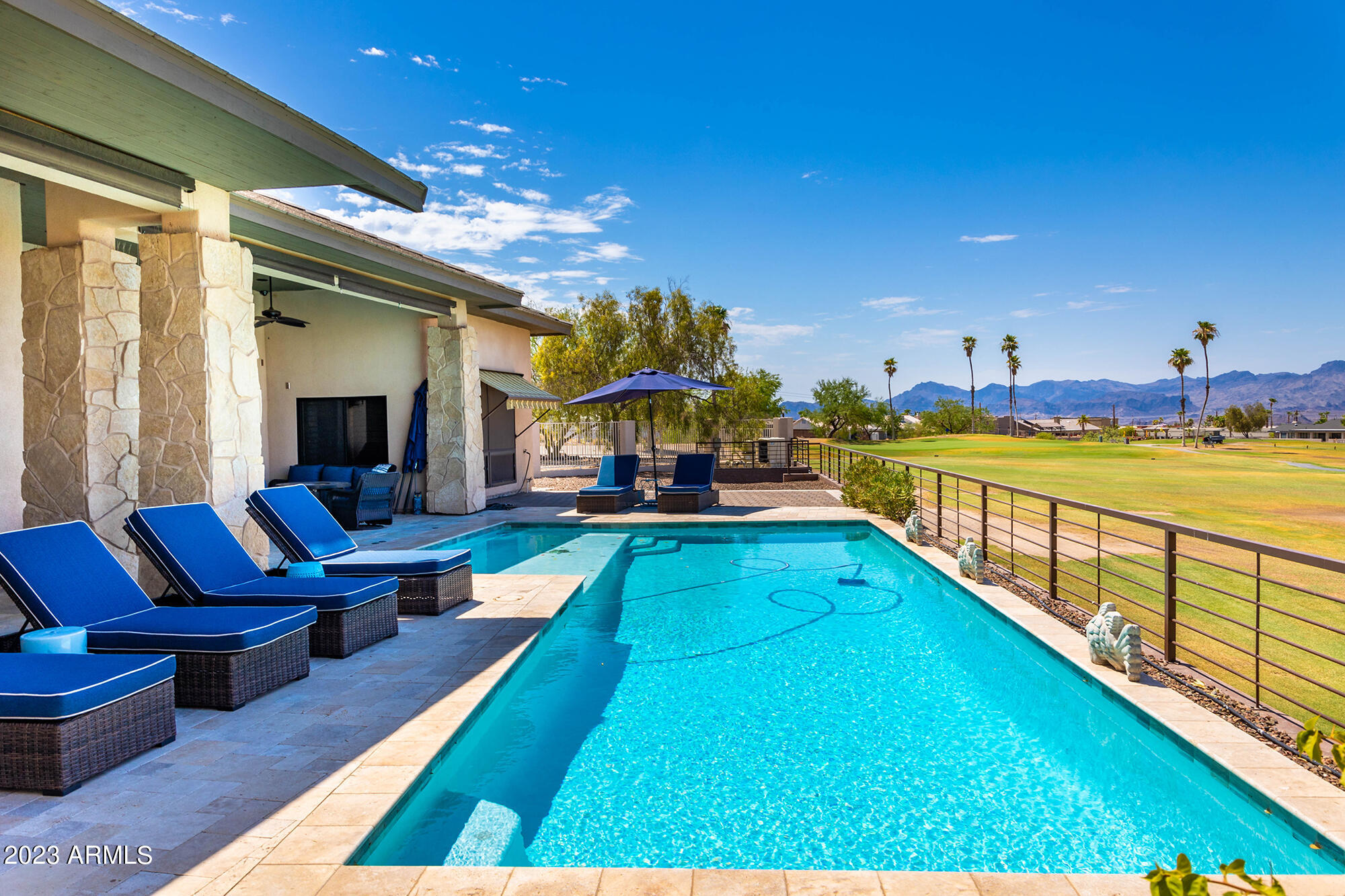 680 VIA DEL LAGO --