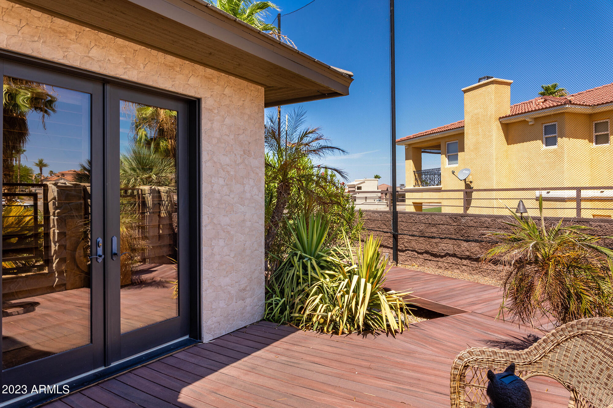 680 VIA DEL LAGO --