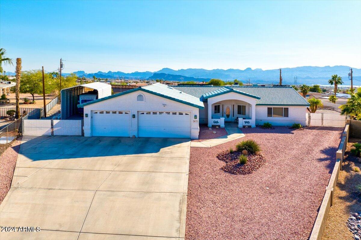 3671 TARPON Plaza