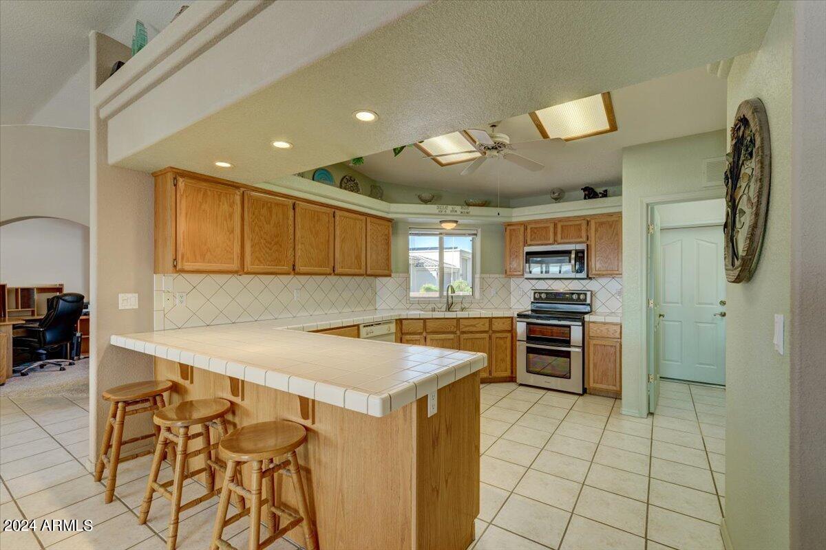 3671 TARPON Plaza