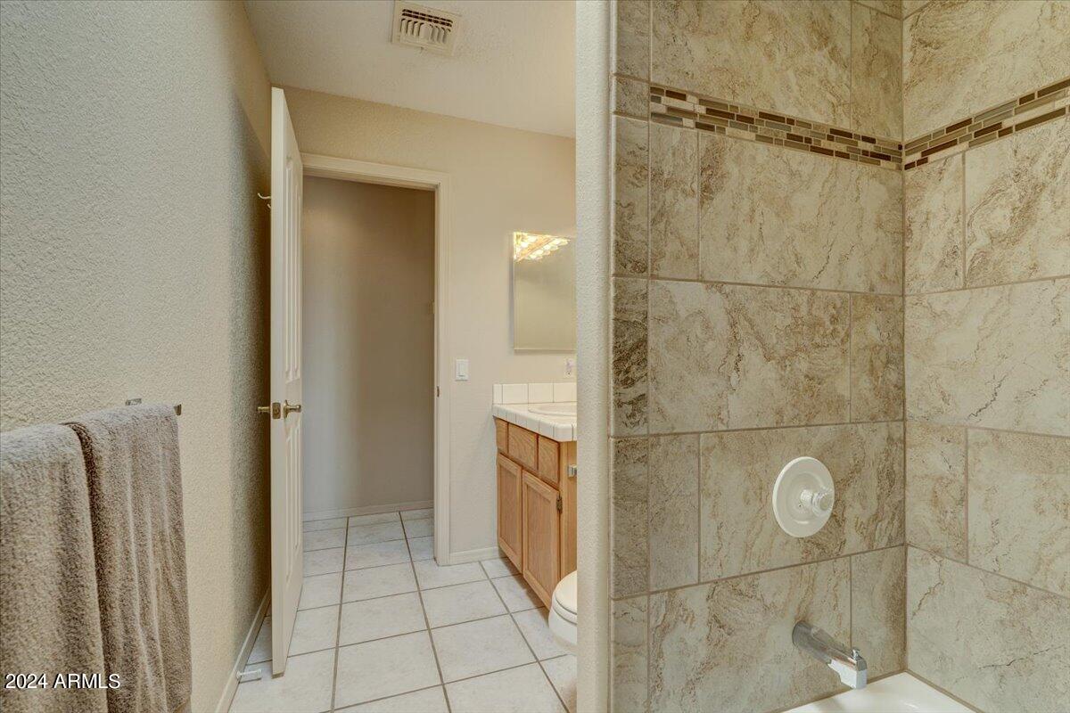 3671 TARPON Plaza