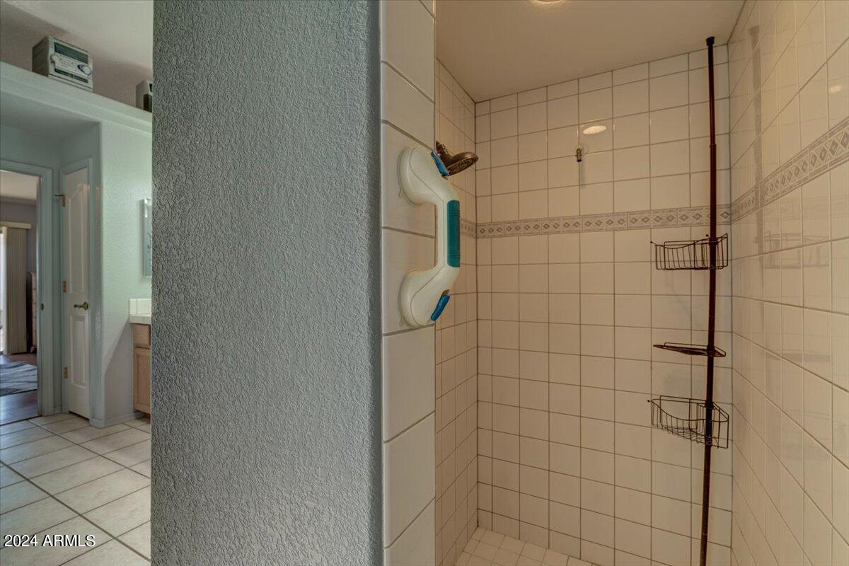 3671 TARPON Plaza