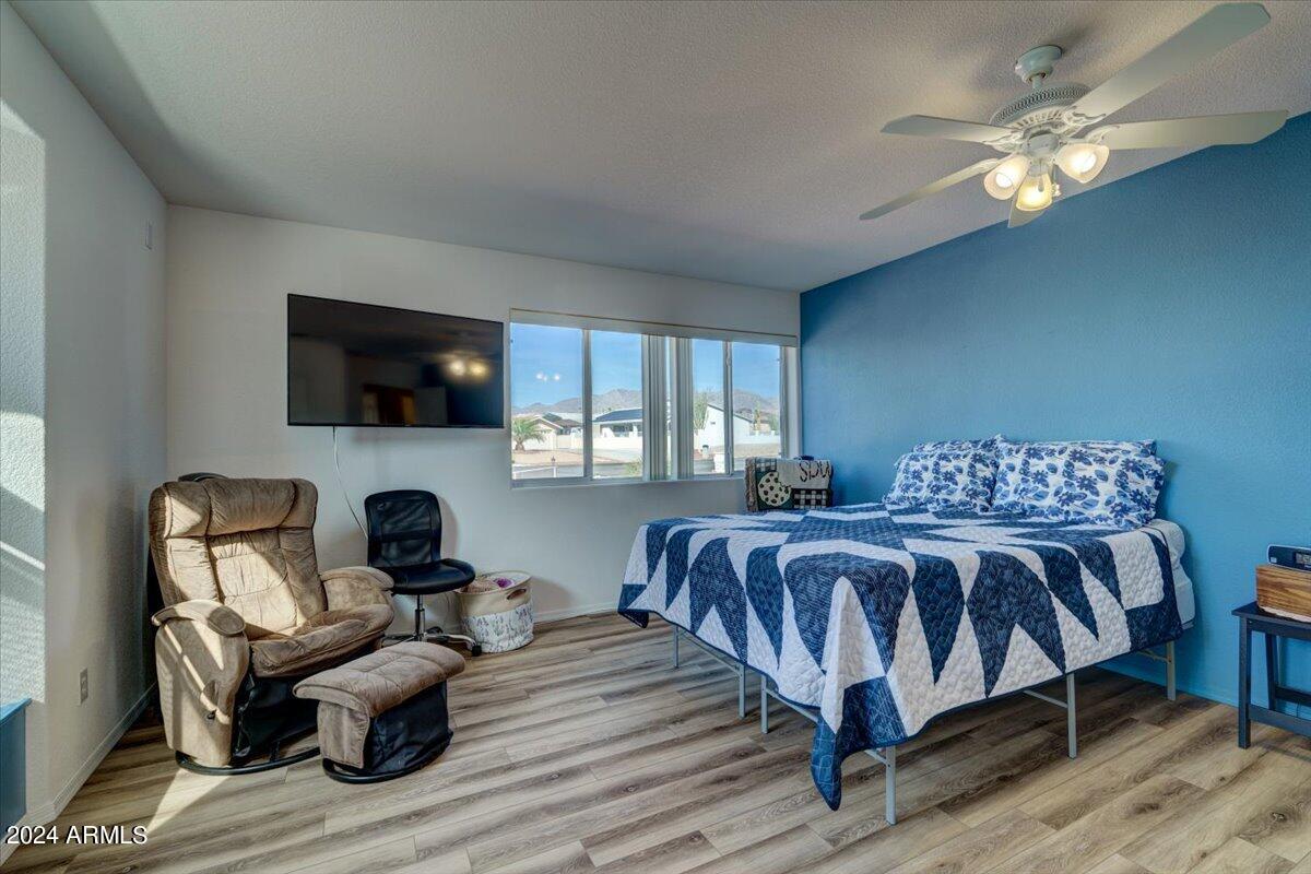 3671 TARPON Plaza